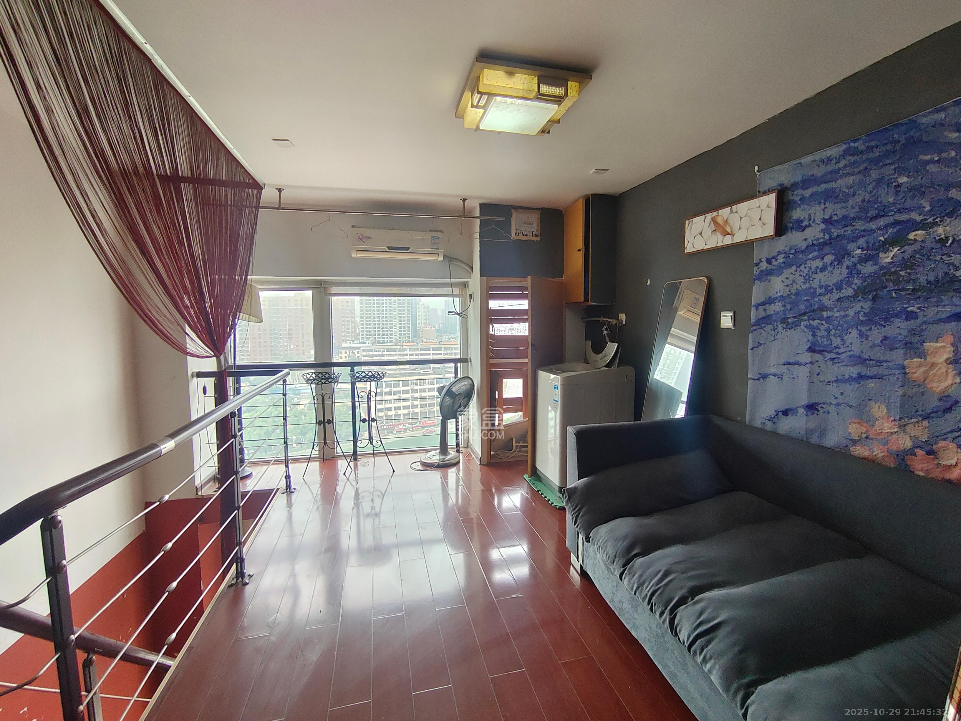 他城(天鸿时代公寓) 2室1厅1卫 1400.0元/月 他城(天鸿时代公寓) 2室1厅1卫 1400.0元/月室内图