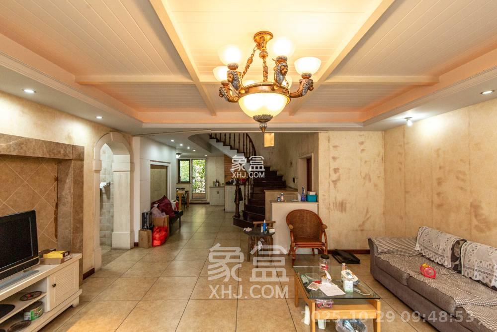 中城丽景香山园 5室2厅2卫 6000.0元/月 中城丽景香山园 5室2厅2卫 6000.0元/月室内图