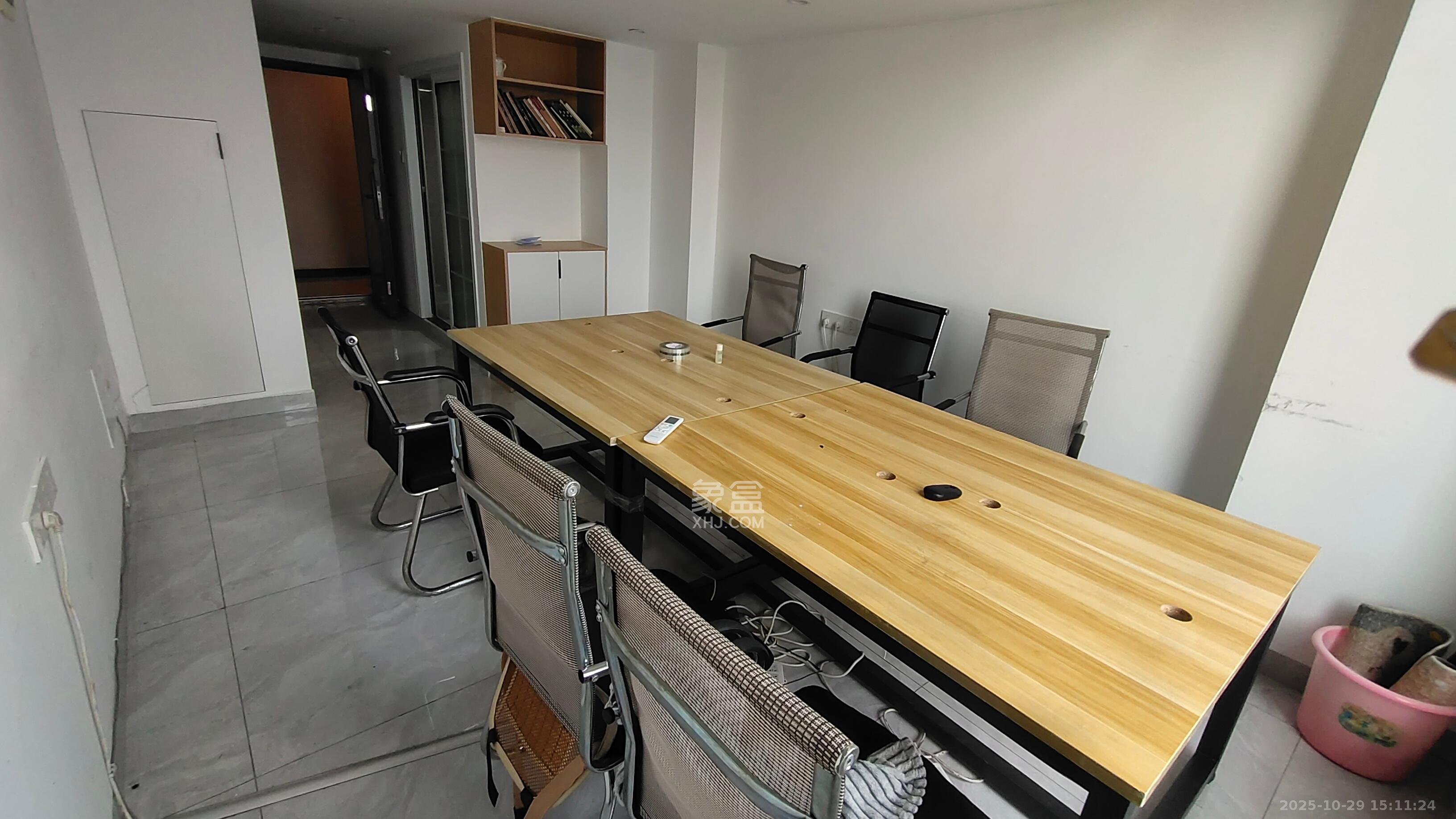 佳兆业云顶都汇  1室1厅1卫    1600.0元/月室内图