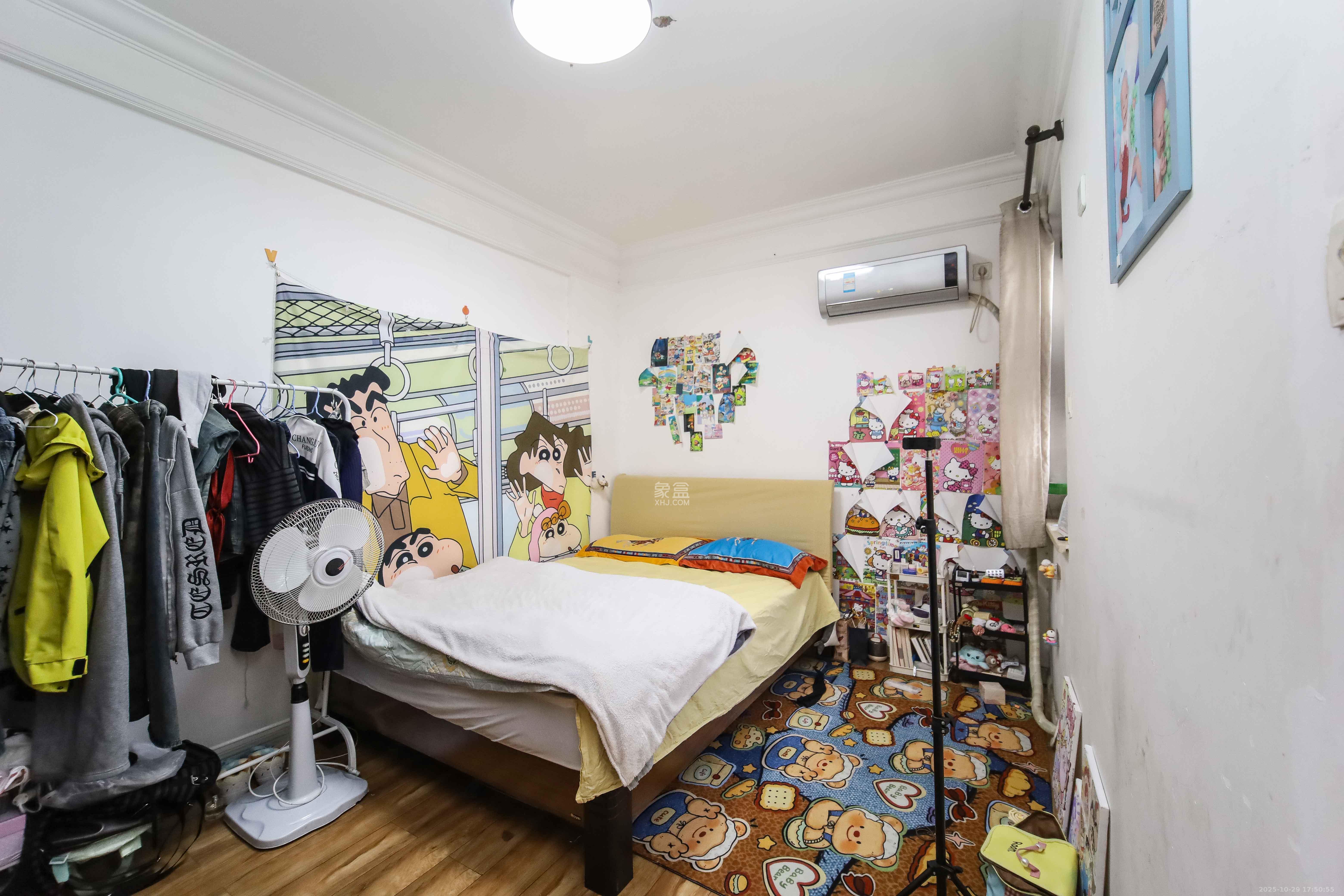 上东辛顿公寓  2室1厅1卫    59.8万卧室