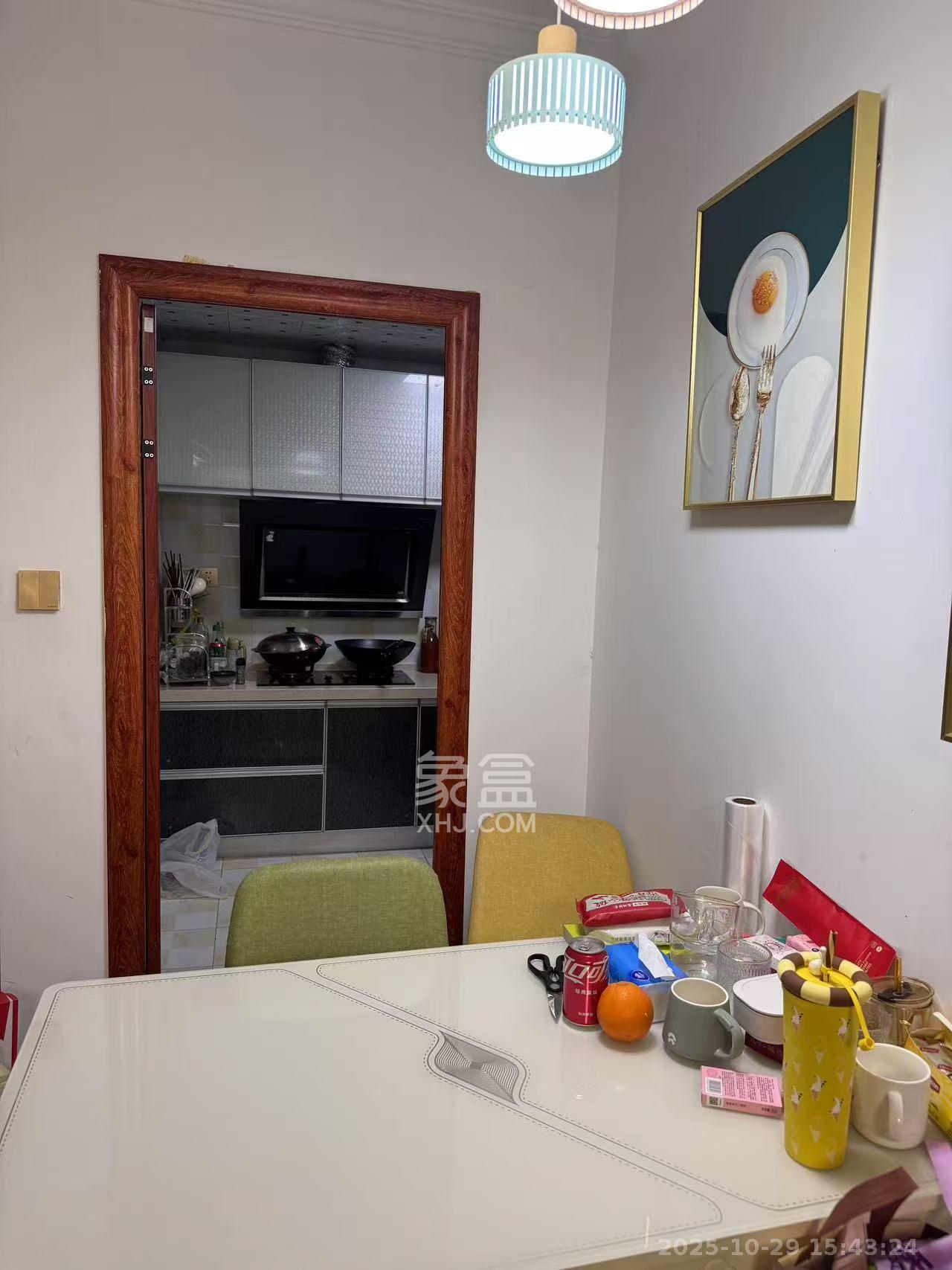 蓝光幸福满庭 2室2厅1卫 2600.0元/月 蓝光幸福满庭 2室2厅1卫 2600.0元/月室内图