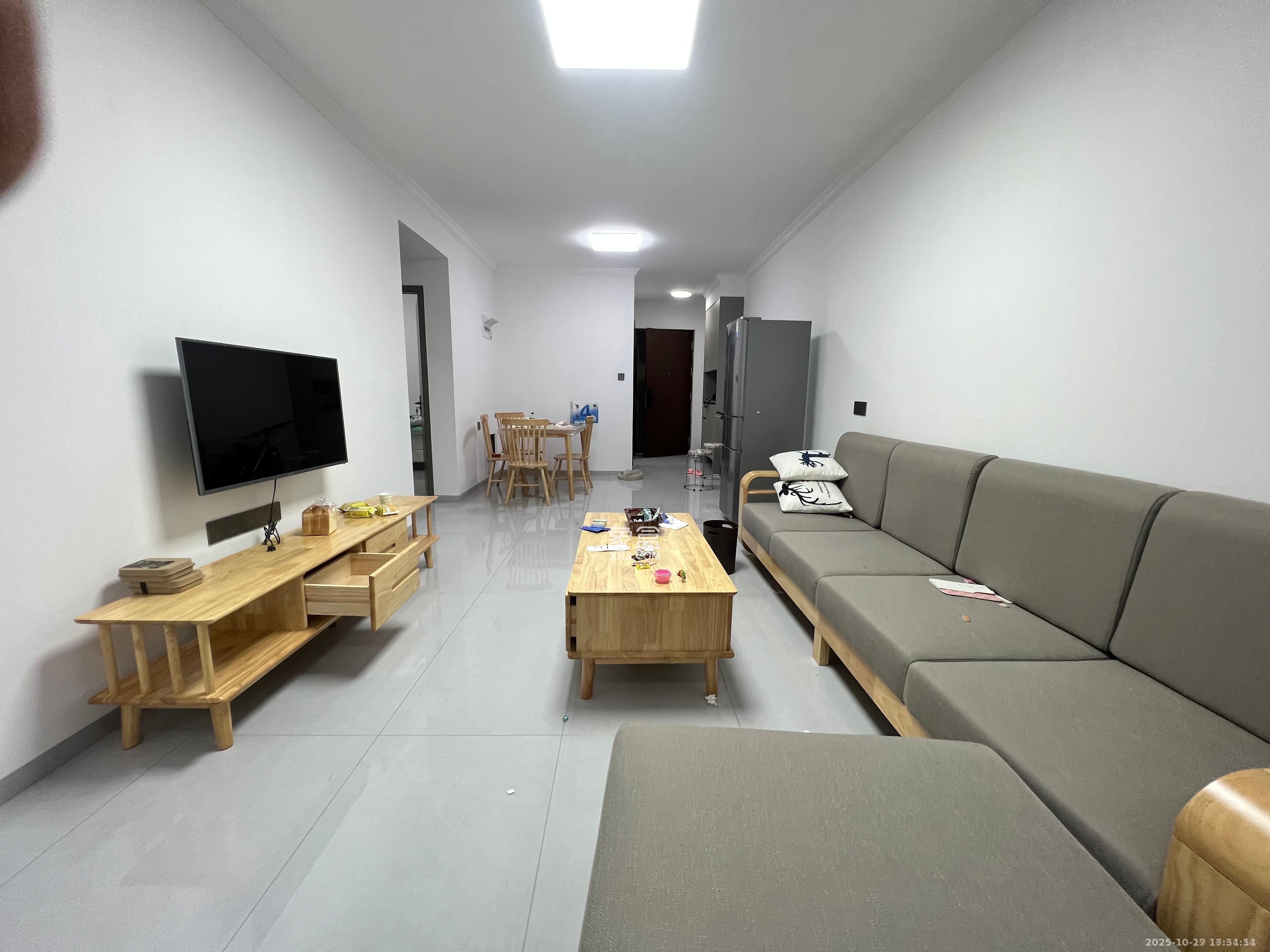 谷山景苑  2室2厅1卫    1800.0元/月 谷山景苑  2室2厅1卫    1800.0元/月室内图