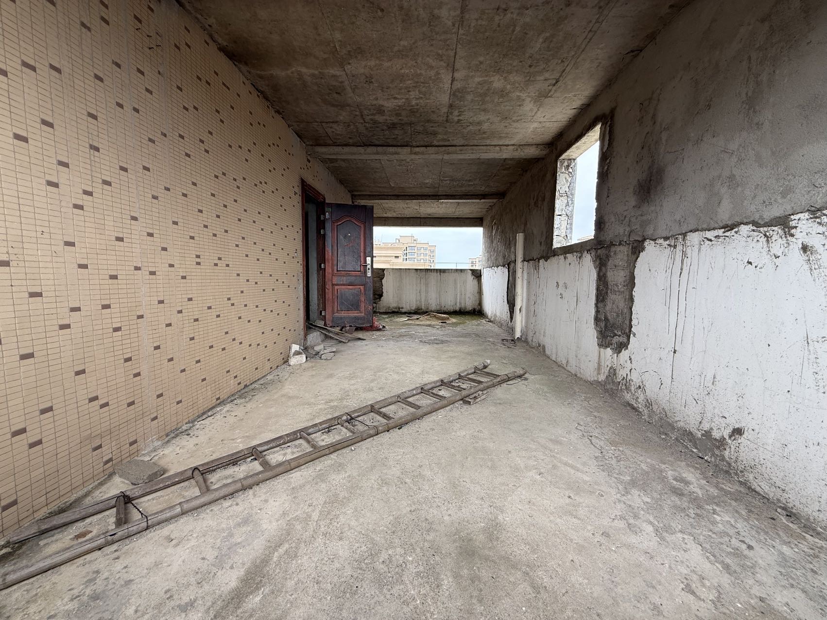 海岛国际名城 3室2厅2卫 330.0万 海岛国际名城 3室2厅2卫 330.0万客厅