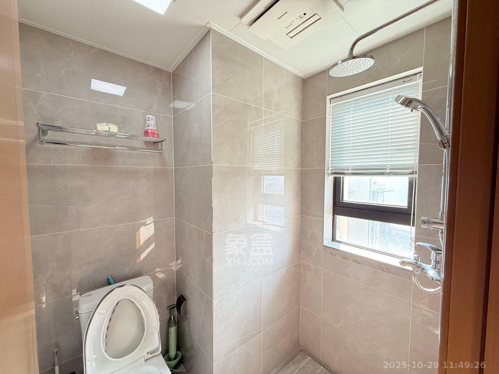 万科里金域国际  1室0厅0卫    7500.0元/月 万科里金域国际  1室0厅0卫    7500.0元/月室内图