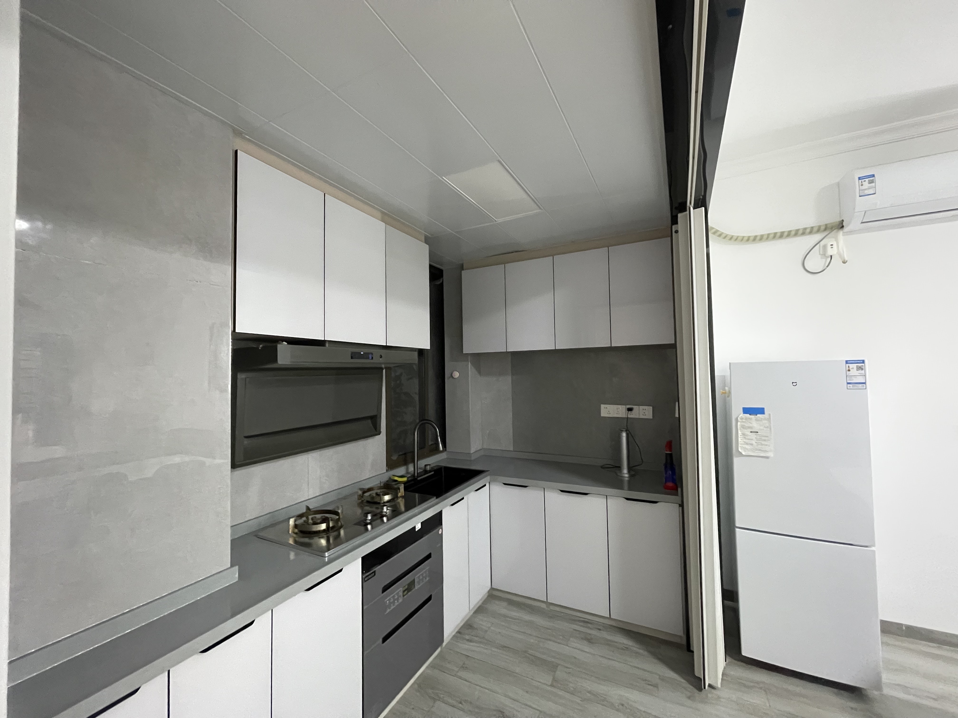 紫金花园 1室1厅1卫 1500.0元/月 紫金花园 1室1厅1卫 1500.0元/月室内图