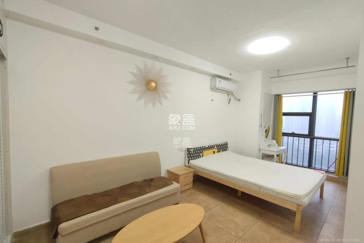 第六都(陆都小区) 1室1厅1卫 1700.0元/月 第六都(陆都小区) 1室1厅1卫 1700.0元/月室内图