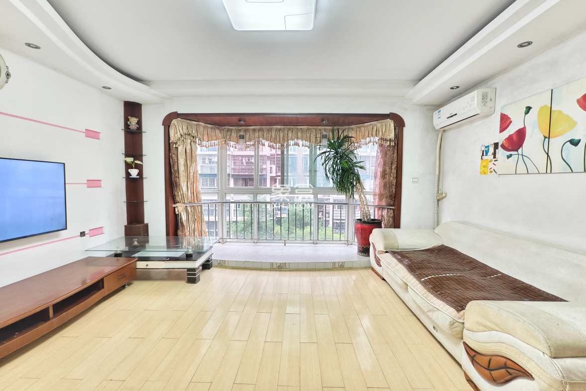 金色山庄  2室2厅1卫    2200.0元/月 金色山庄  2室2厅1卫    2200.0元/月室内图