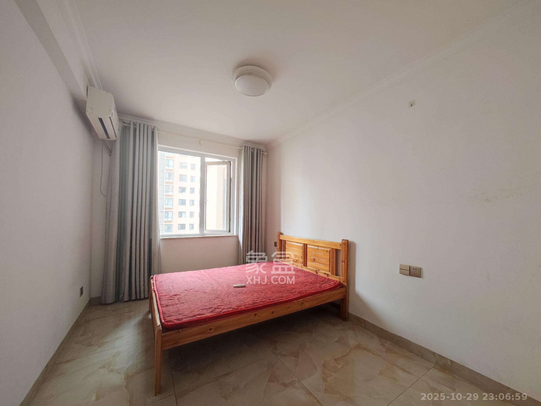 丽发新城  3室2厅1卫    105.0万 丽发新城  3室2厅1卫    105.0万卧室