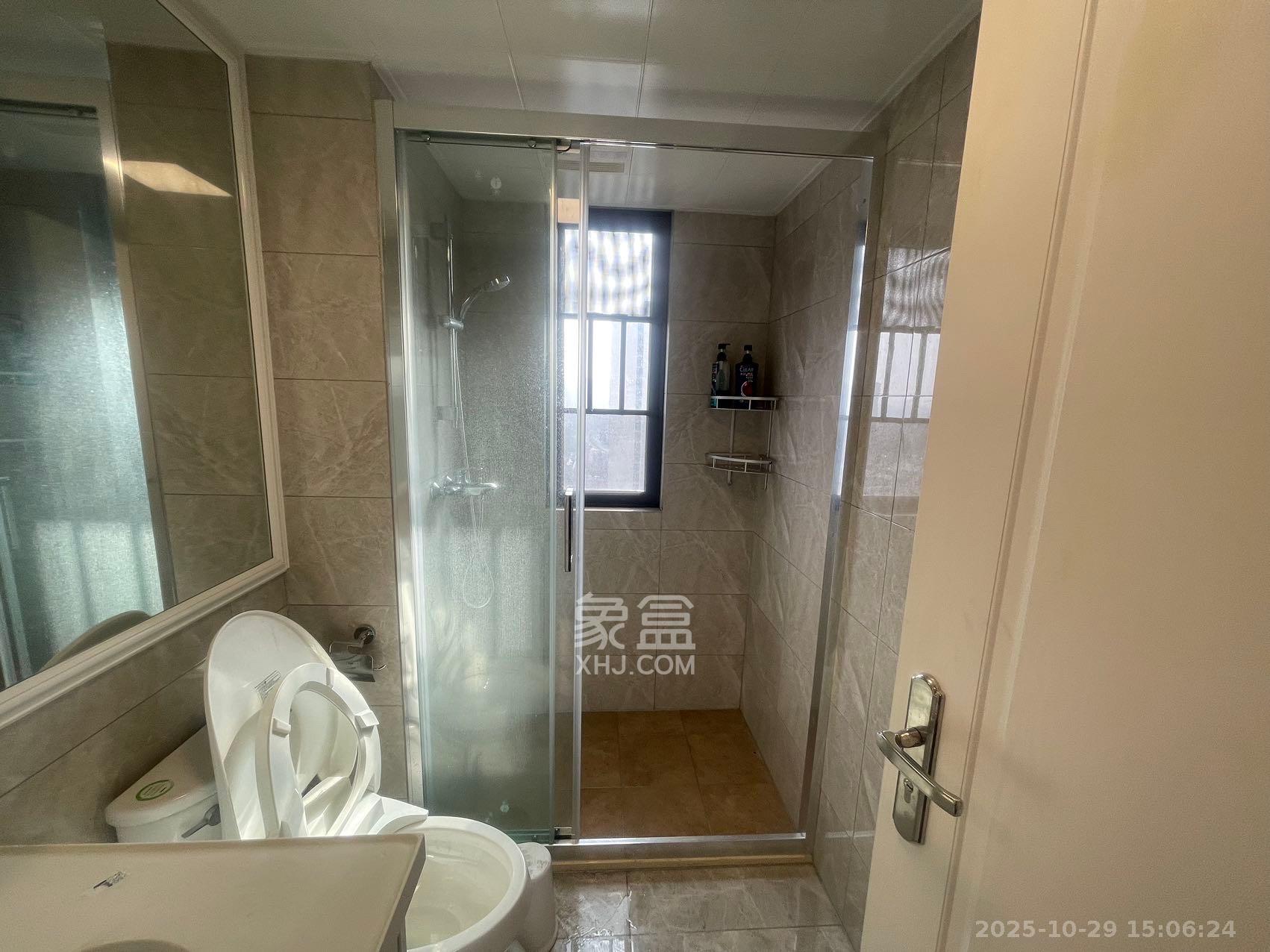 中海珑悦府  4室2厅2卫    3000.0元/月室内图