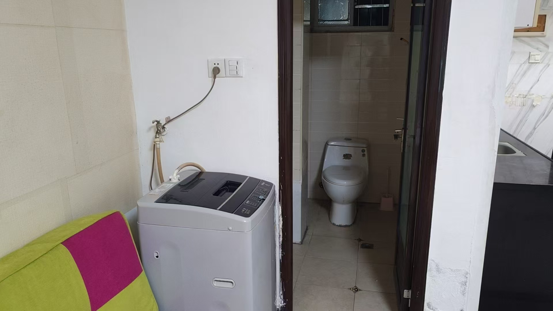 八菱大厦  1室1厅1卫    29.0万室内图