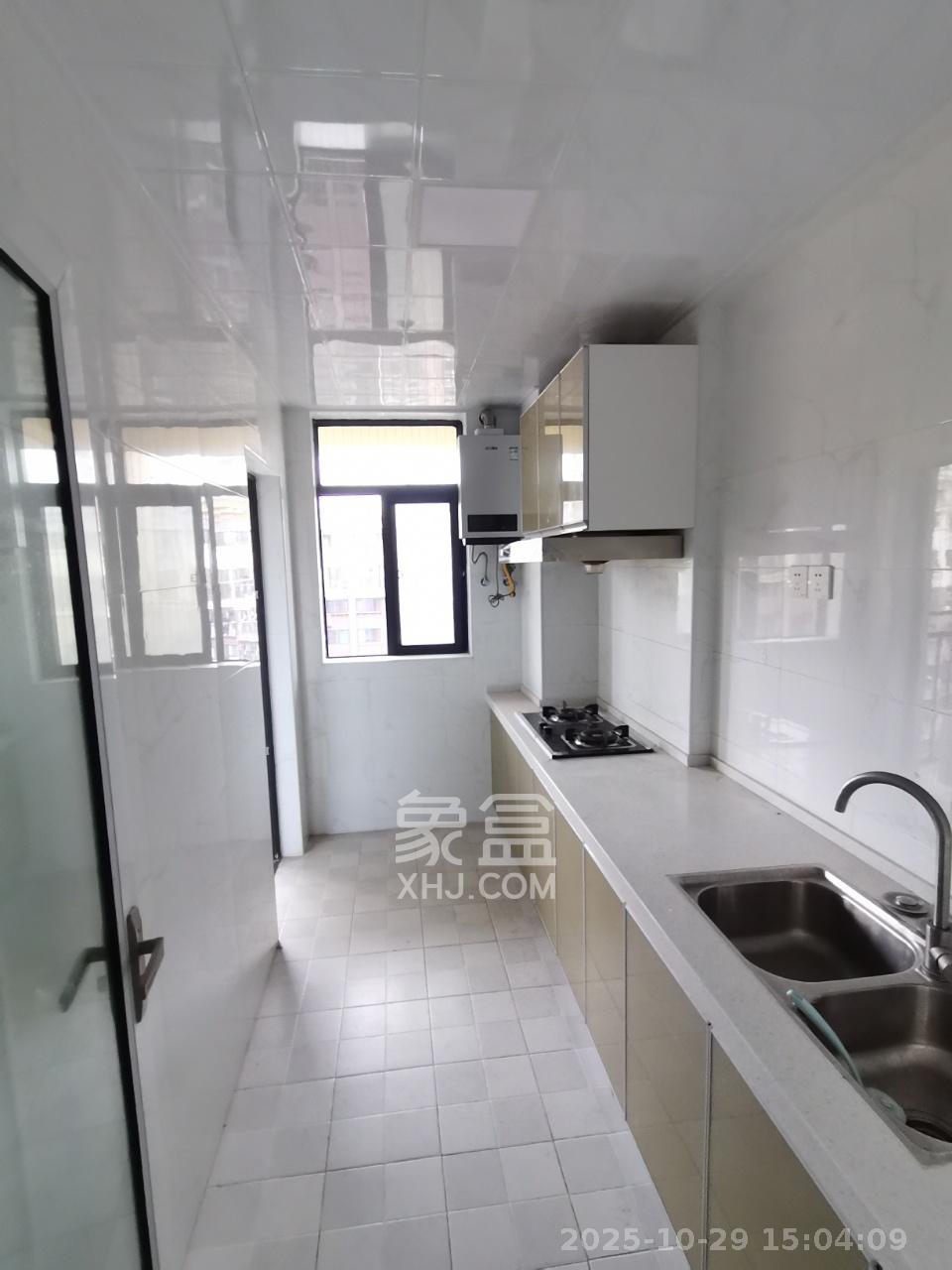 夏威夷碧水春城（碧桂园城市花园）  4室2厅2卫    2600.0元/月室内图