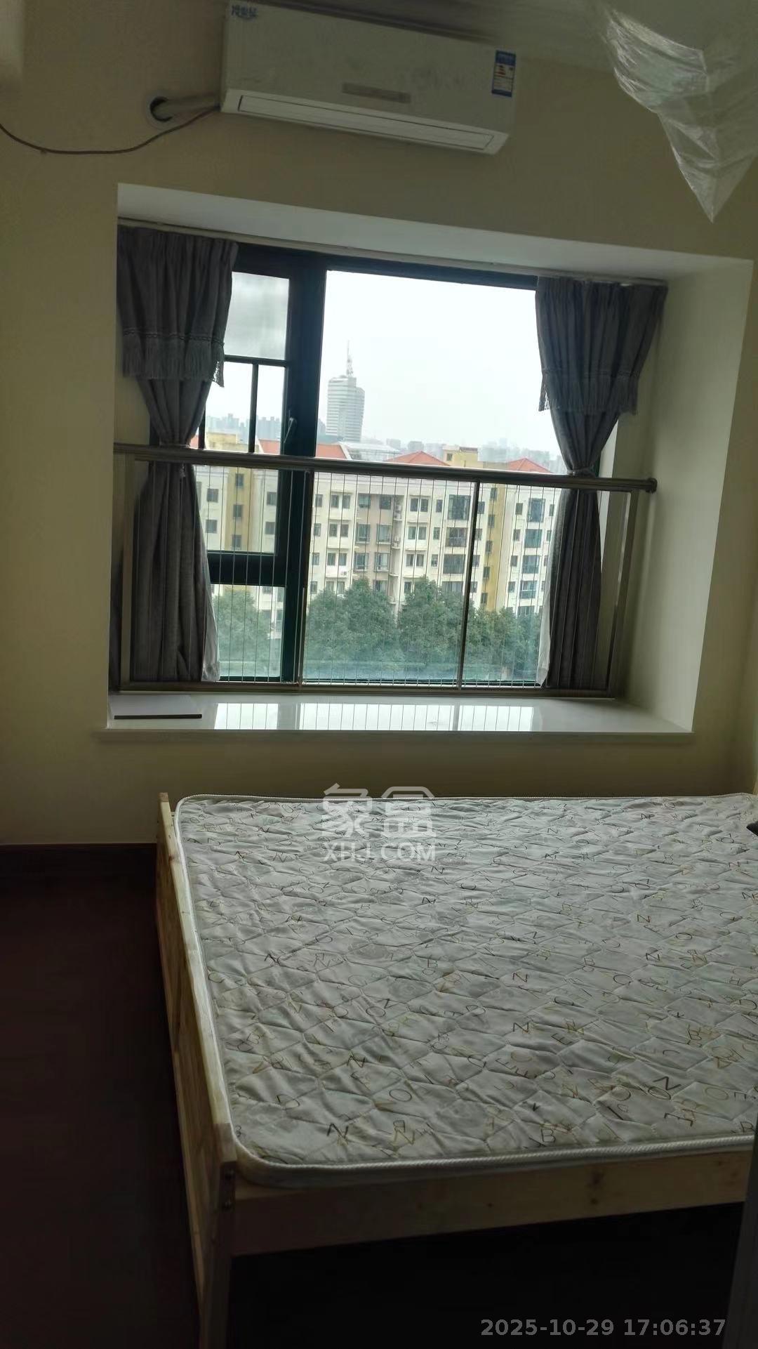 恒大雅苑  3室2厅1卫    2100.0元/月室内图