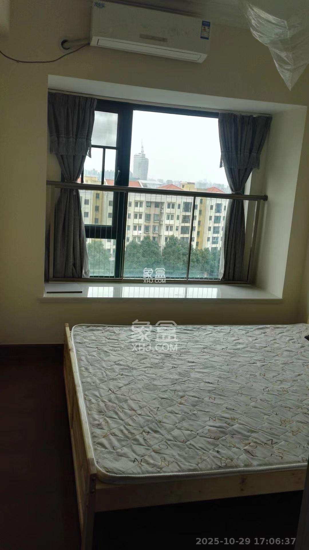 恒大雅苑 3室2厅1卫 2100.0元/月 恒大雅苑 3室2厅1卫 2100.0元/月室内图