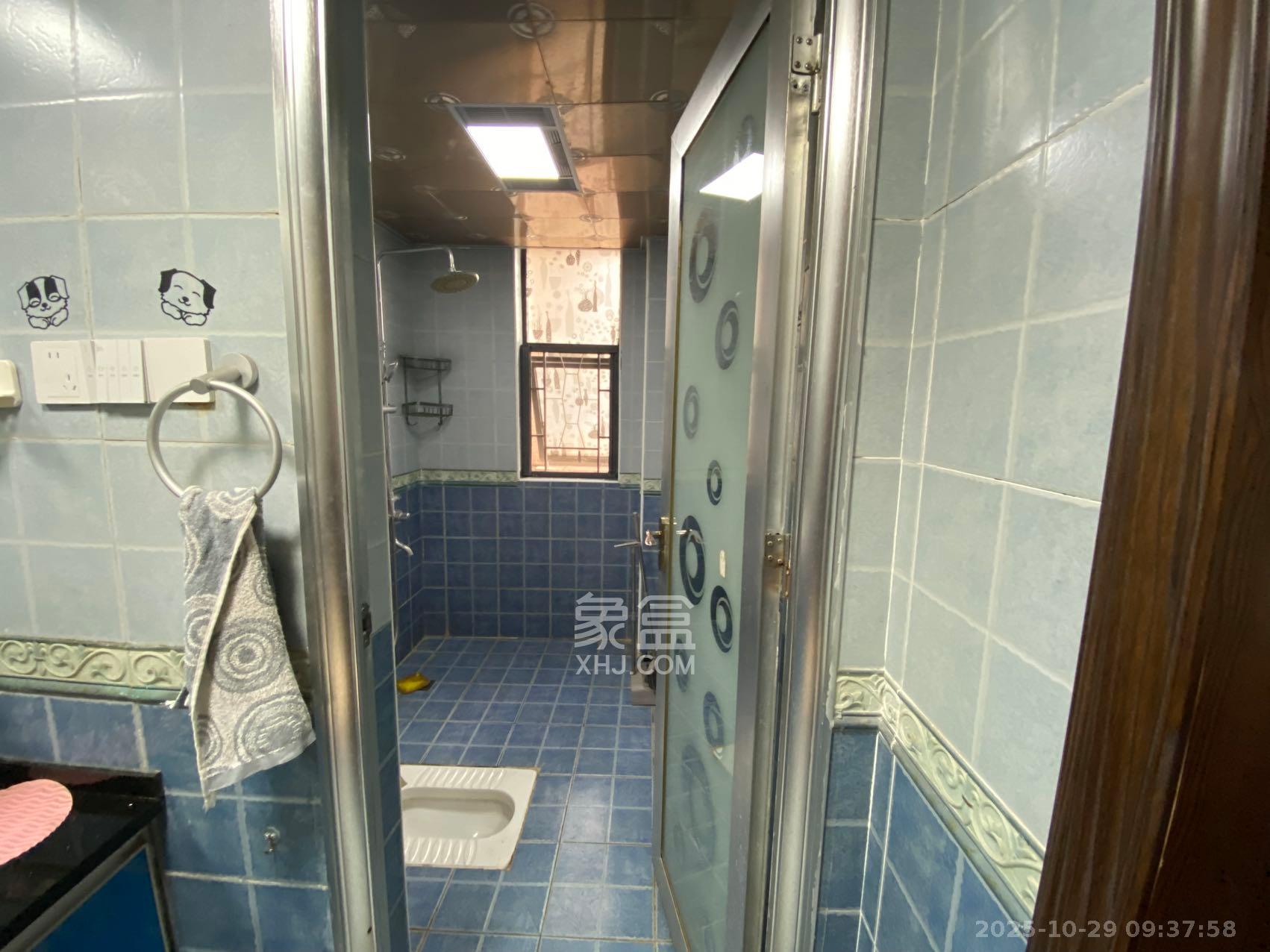 鸿基橄榄君庭  2室2厅1卫    2100.0元/月 鸿基橄榄君庭  2室2厅1卫    2100.0元/月室内图