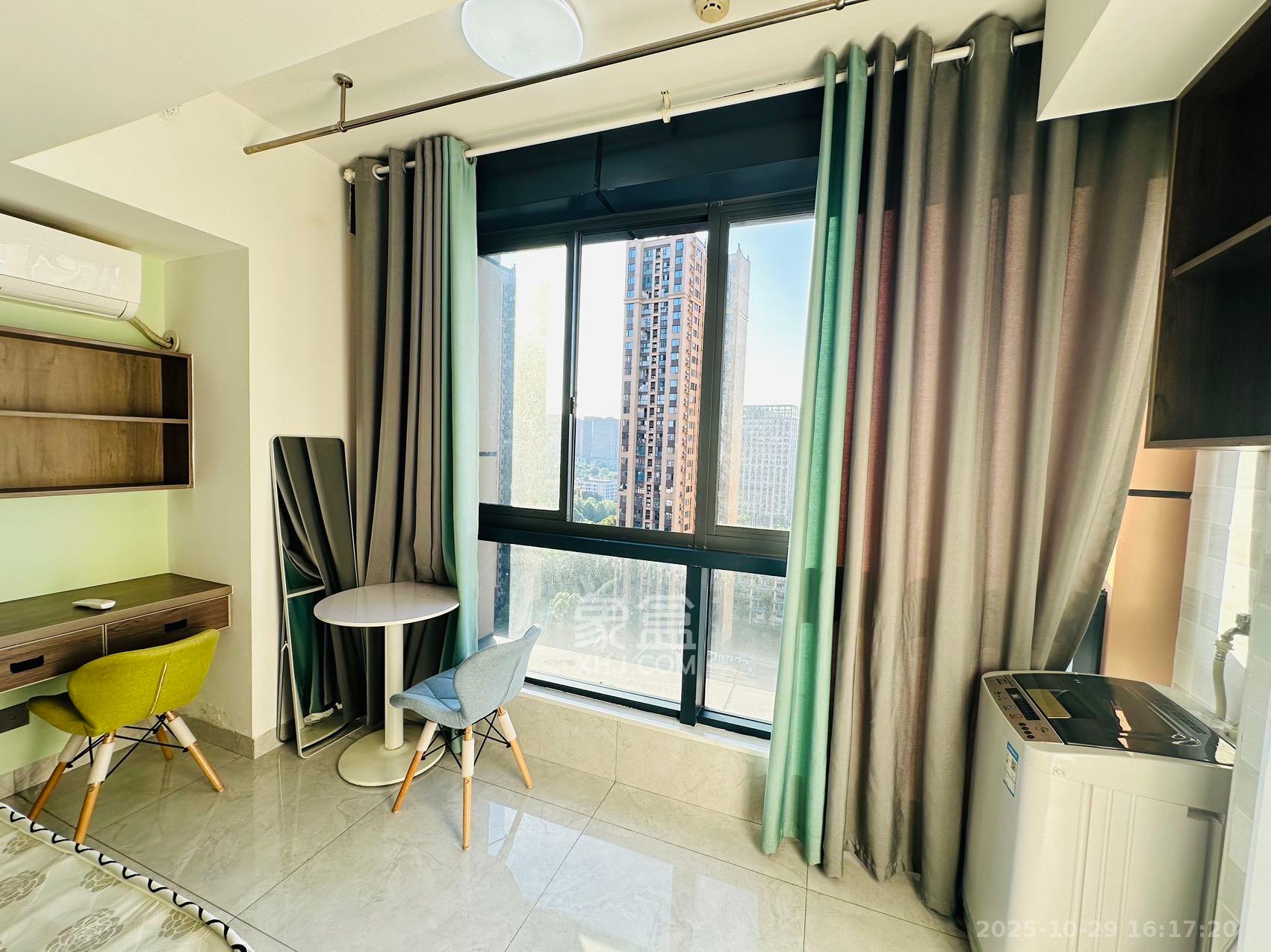 C-park天悦城(紫檀溪苑二期)  1室1厅1卫    1600.0元/月 C-park天悦城(紫檀溪苑二期)  1室1厅1卫    1600.0元/月室内图