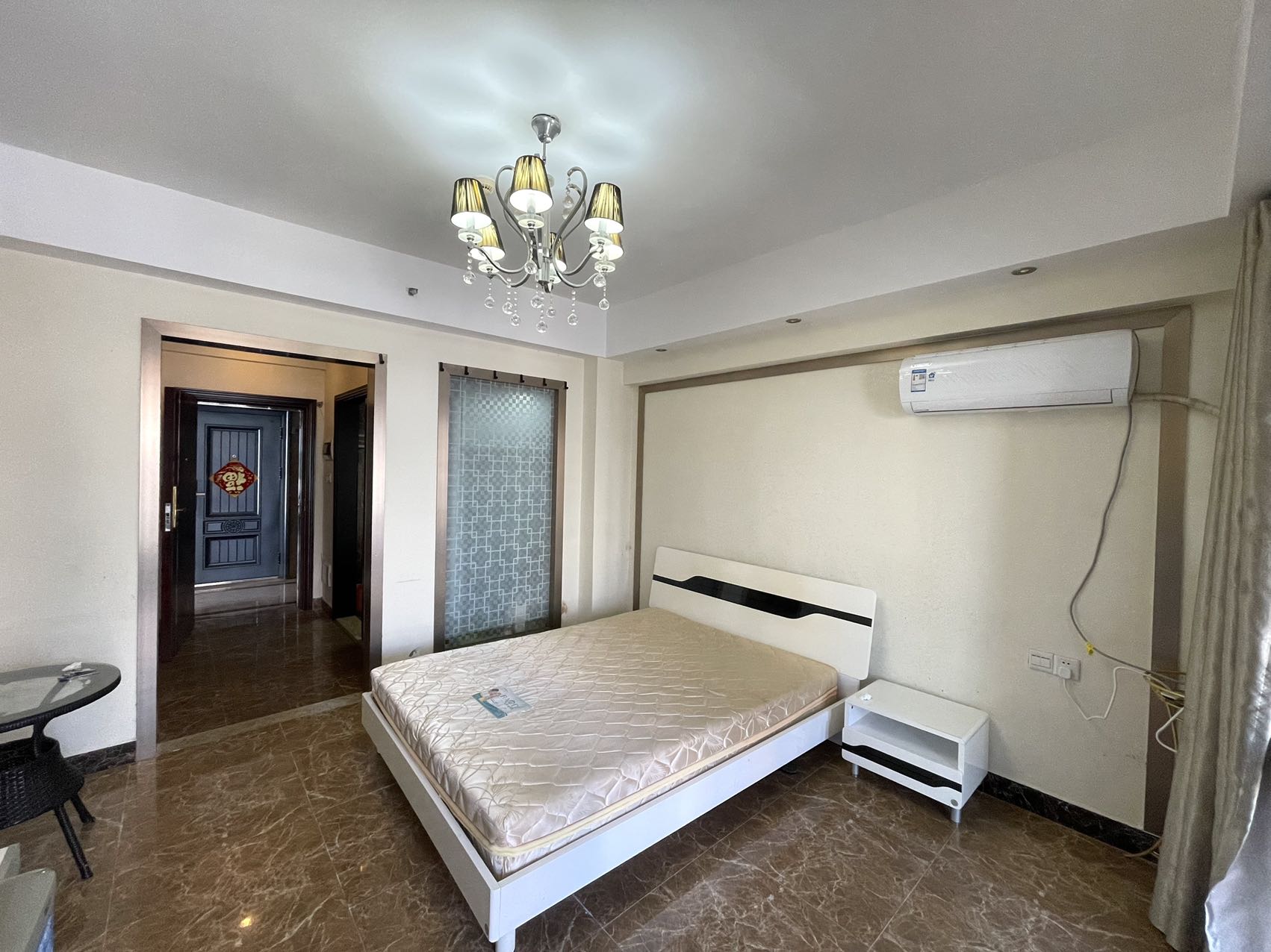 正大豪庭  1室0厅1卫    1600.0元/月室内图