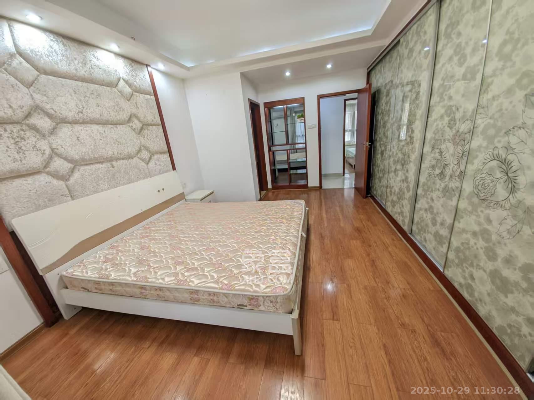 上河国际C区 4室2厅2卫 3800.0元/月 上河国际C区 4室2厅2卫 3800.0元/月室内图