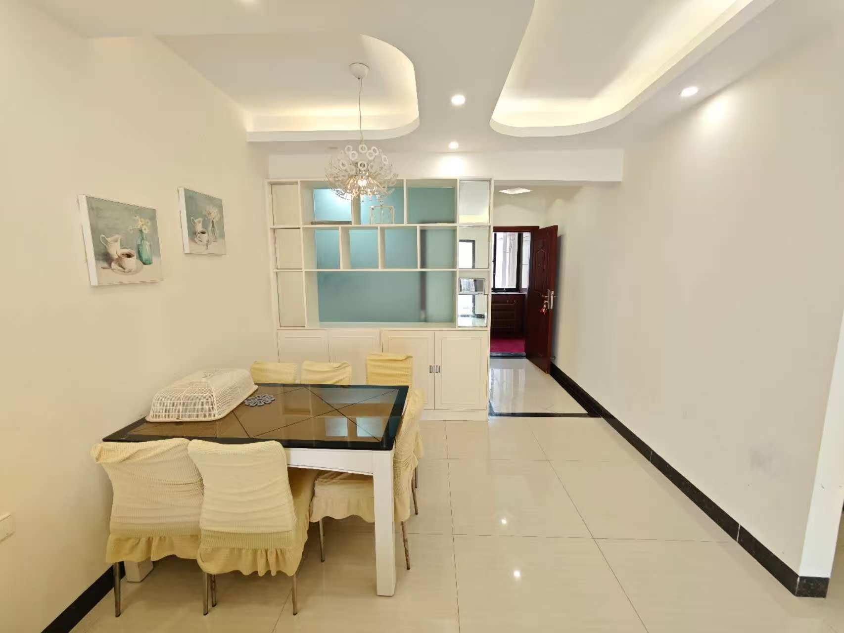 滨江帝景二期（三期）  2室1厅1卫    2300.0元/月室内图