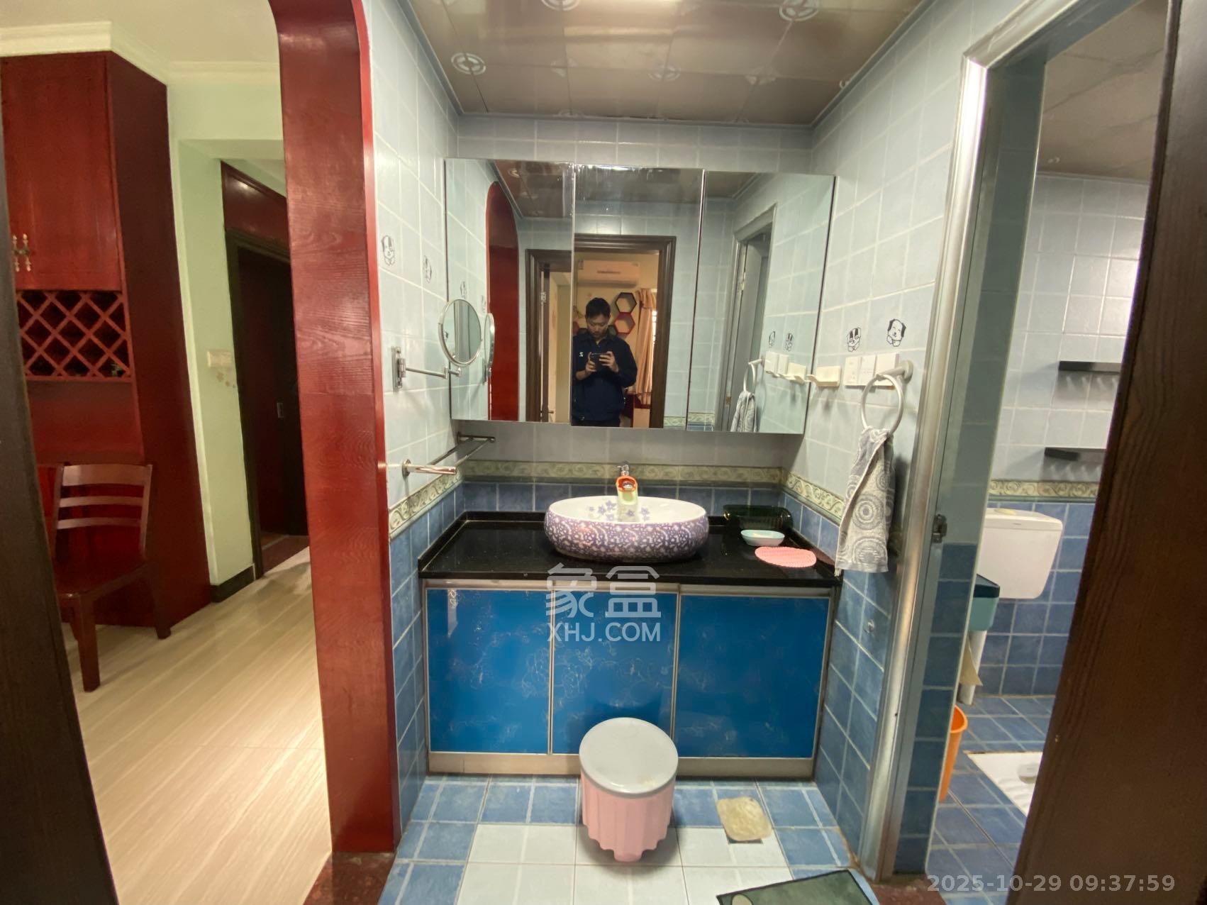 鸿基橄榄君庭  2室2厅1卫    2100.0元/月 鸿基橄榄君庭  2室2厅1卫    2100.0元/月室内图