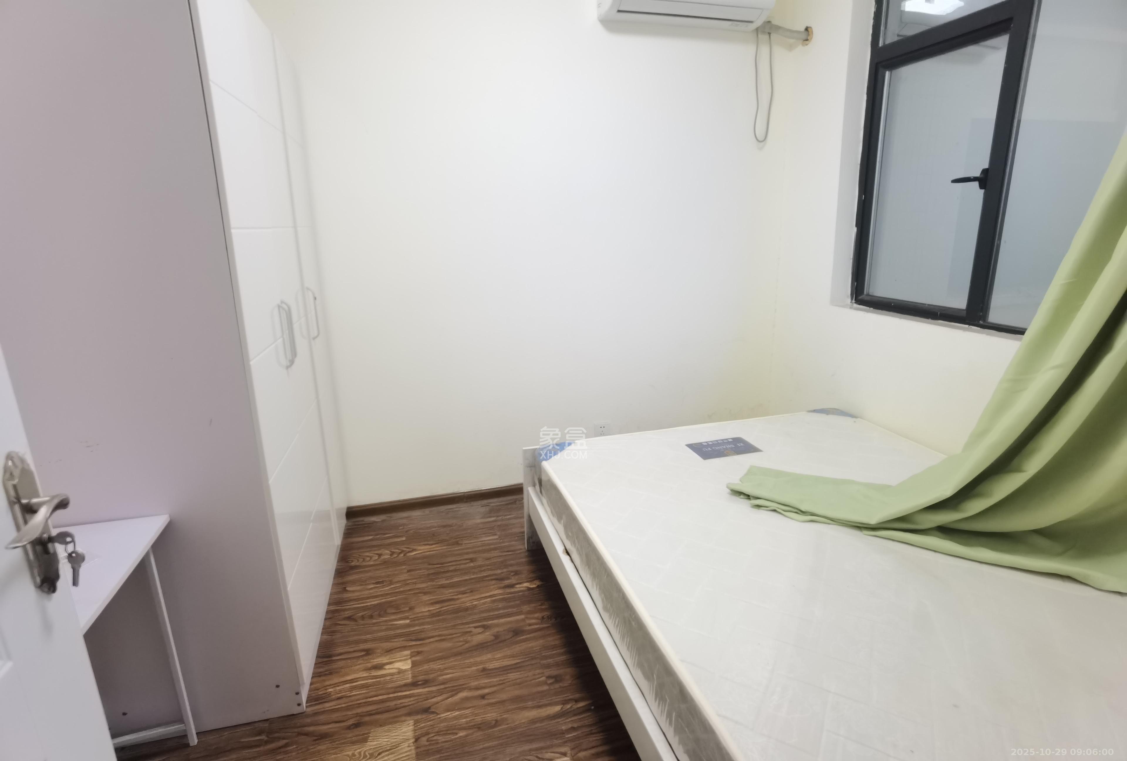 天元涉外景园C区 2室2厅1卫 2100.0元/月 天元涉外景园C区 2室2厅1卫 2100.0元/月室内图