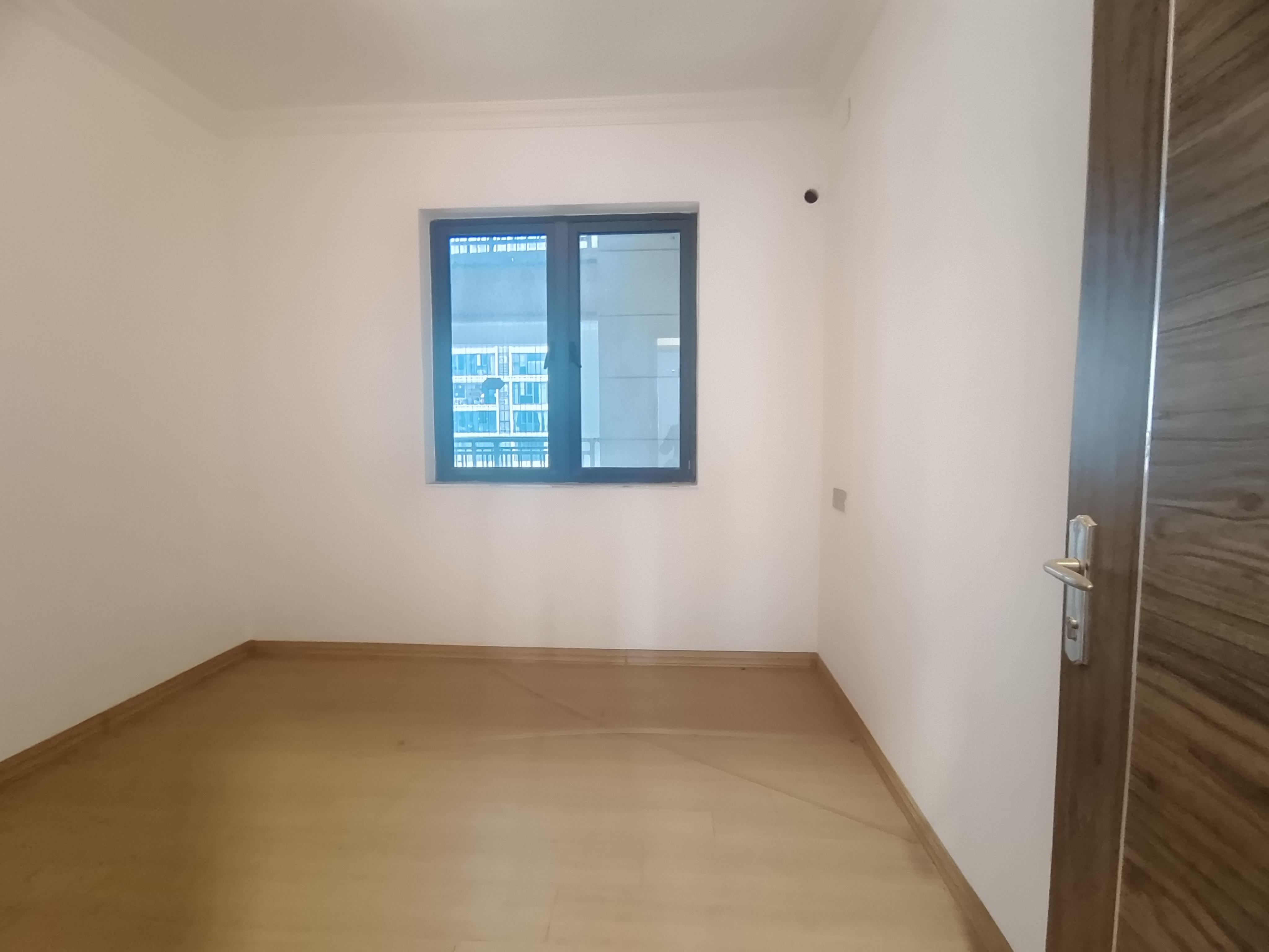 碧桂园梓山府  3室2厅2卫    1700.0元/月室内图