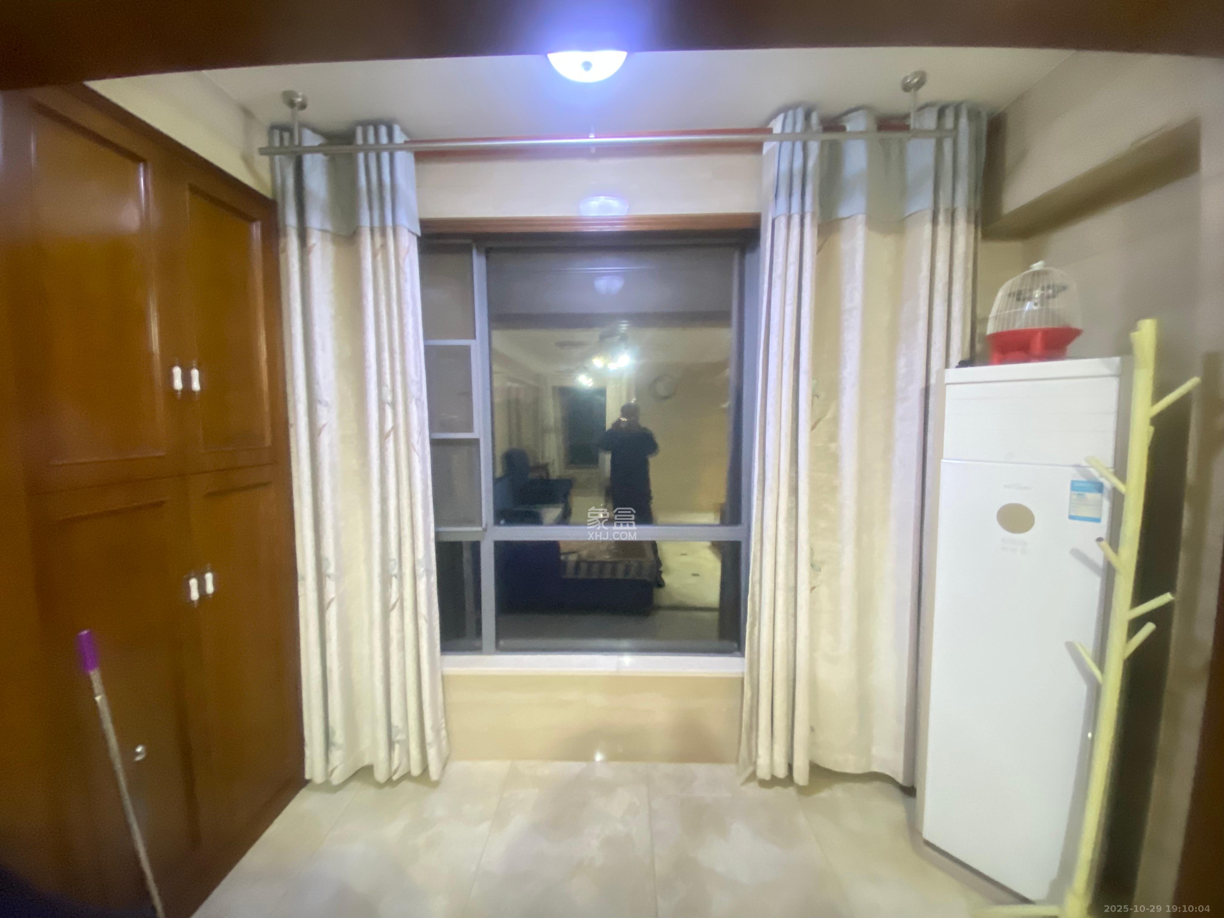 钱隆世家  2室2厅1卫    2000.0元/月 钱隆世家  2室2厅1卫    2000.0元/月室内图1