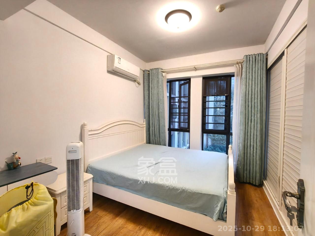 中建芙蓉工社  2室1厅1卫    2000.0元/月室内图