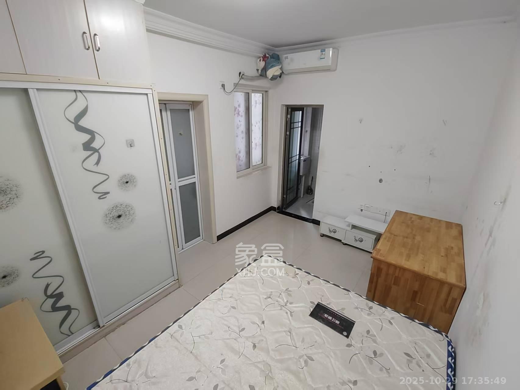 锦璨家园  1室1厅1卫    1050.0元/月 锦璨家园  1室1厅1卫    1050.0元/月室内图