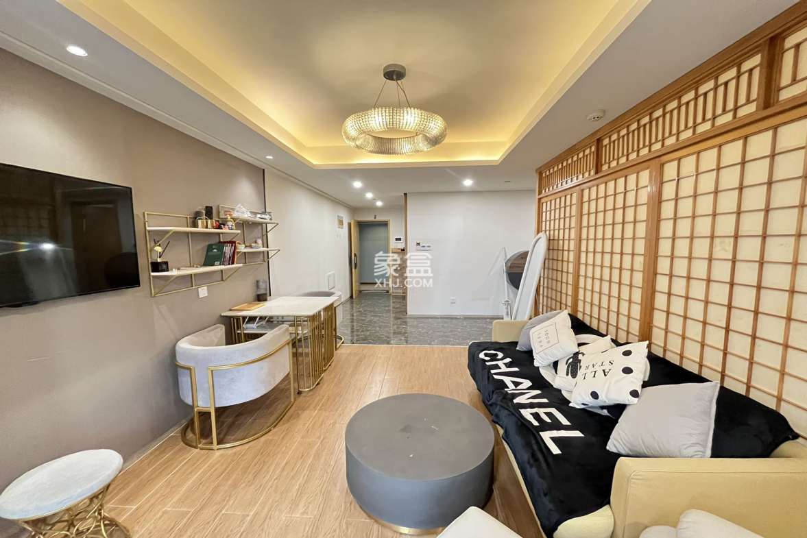 海航豪庭南苑  1室1厅1卫    2800.0元/月 海航豪庭南苑  1室1厅1卫    2800.0元/月室内图