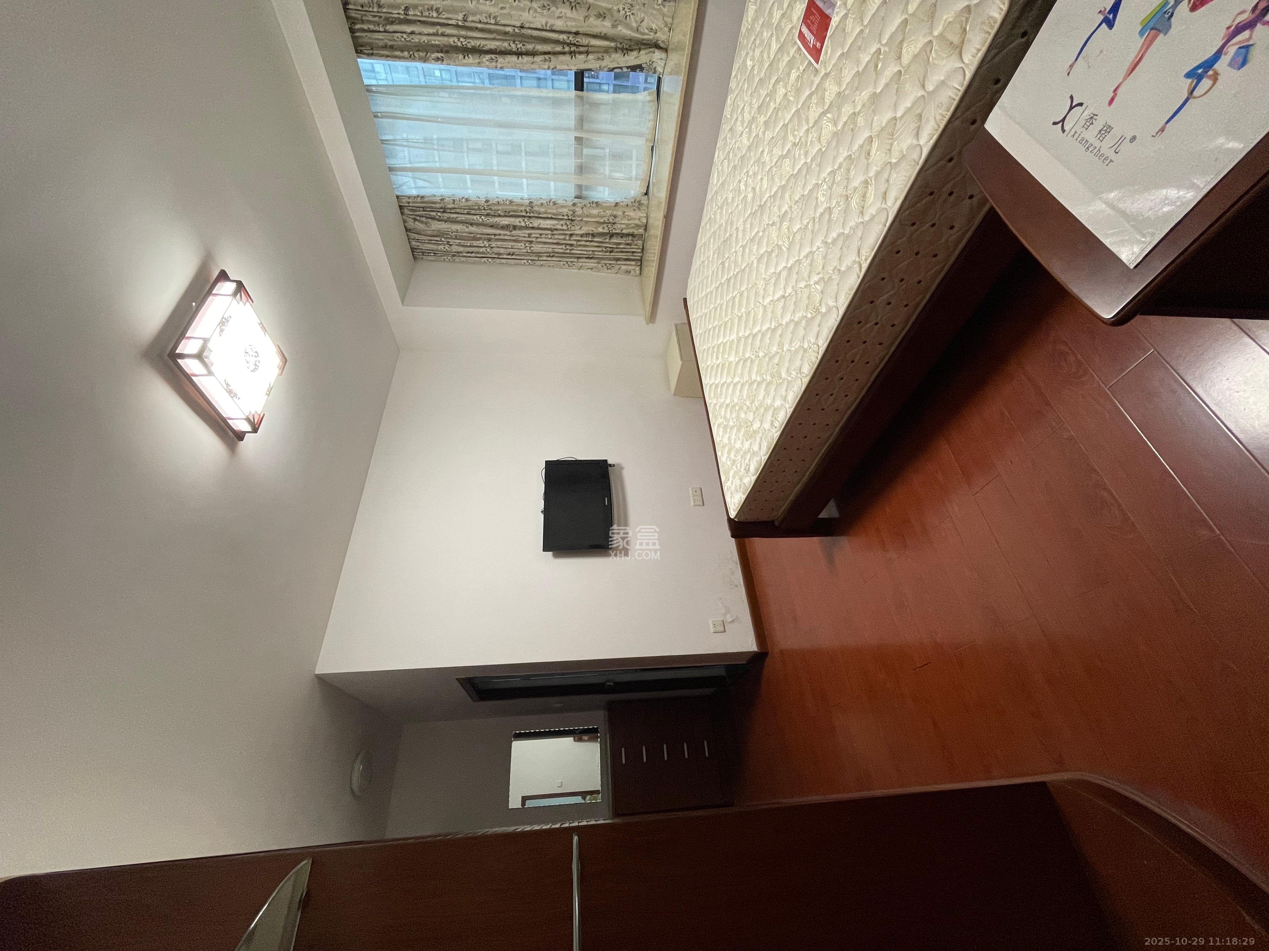 湘江世纪城咏江苑  3室2厅2卫    2800.0元/月室内图