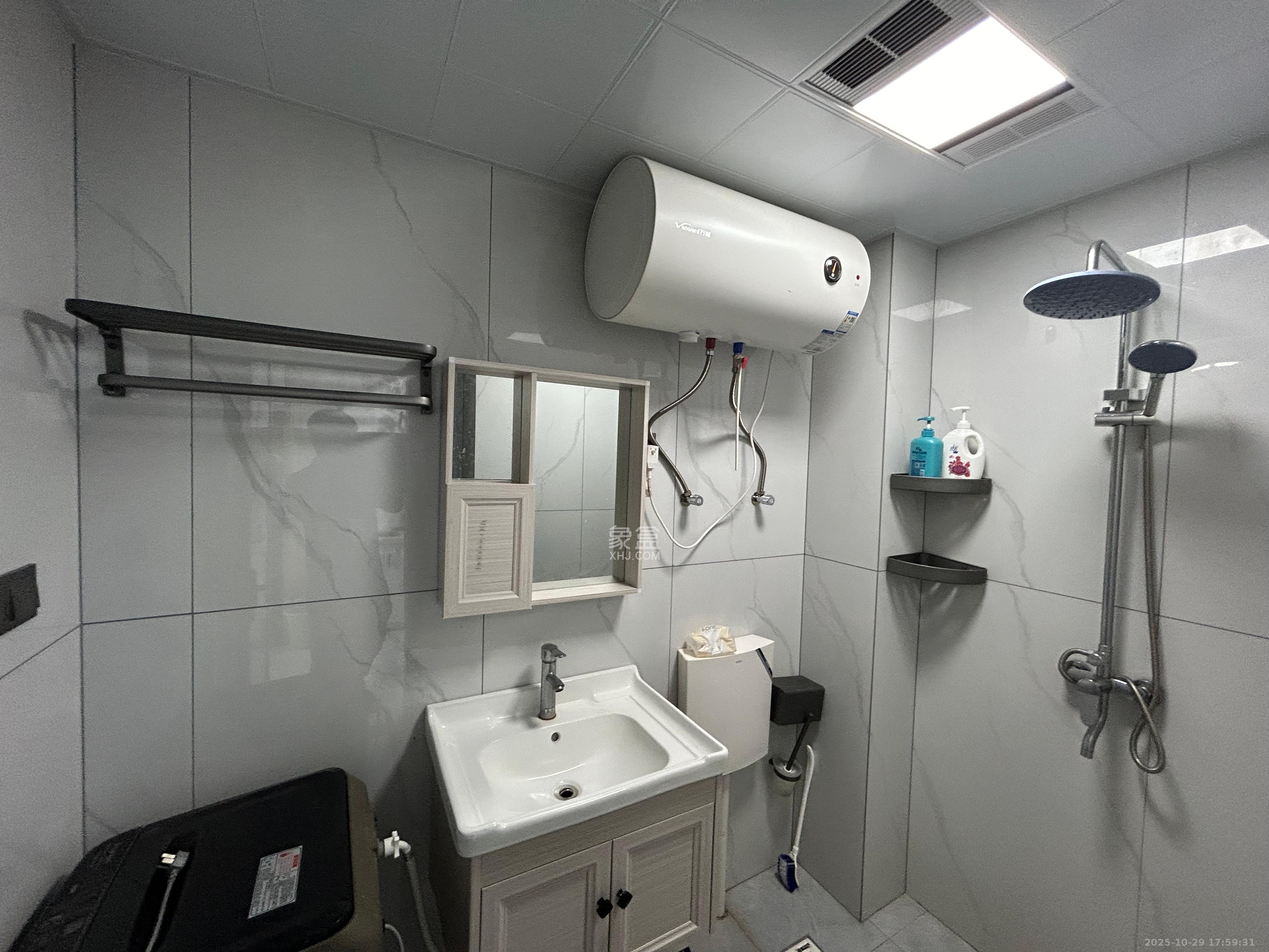 星雅美辰  1室1厅1卫    1700.0元/月室内图