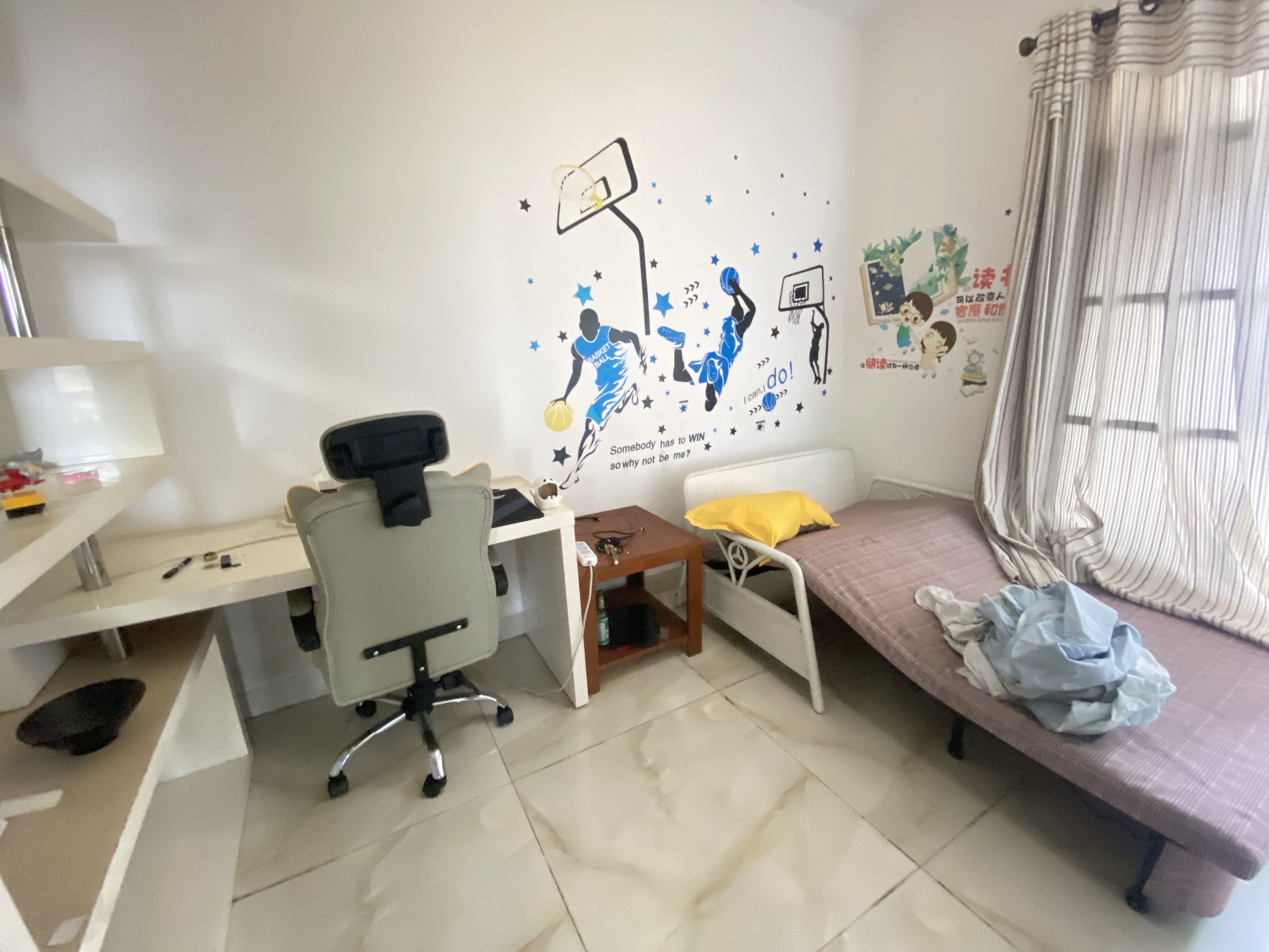 滨江帝景一期  2室1厅1卫    2100.0元/月室内图