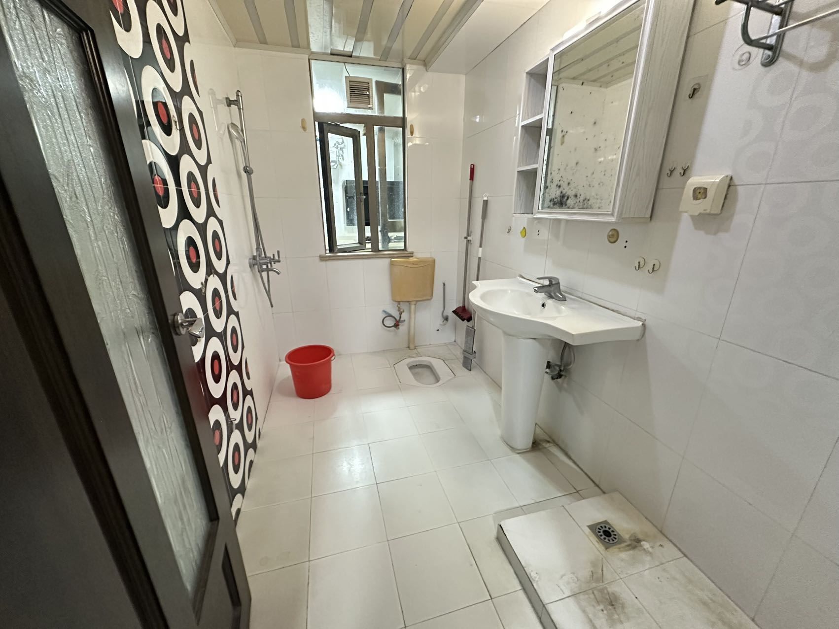 海岸壹号  1室0厅0卫    205.0万客厅