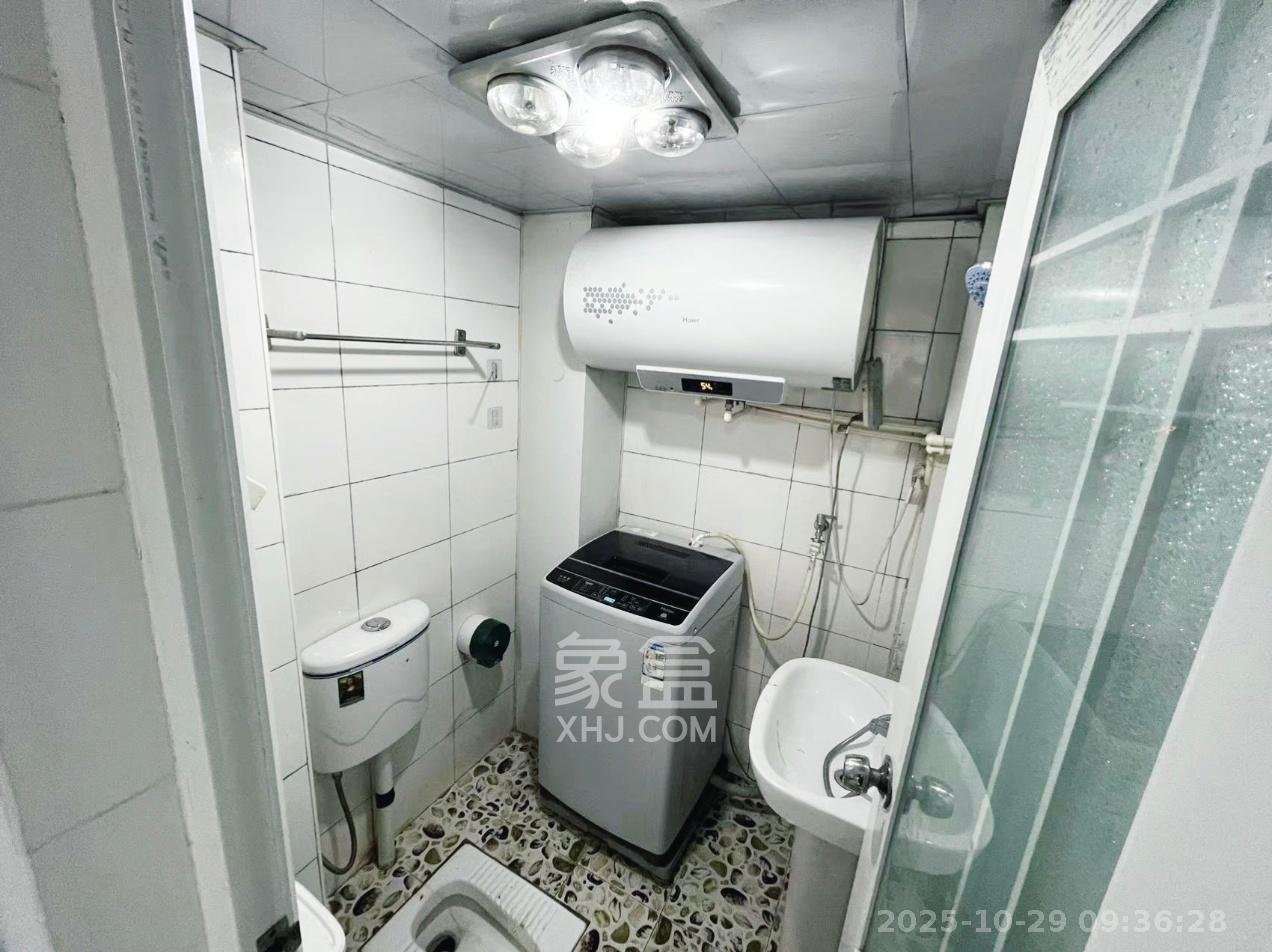 巢之恋 1室1厅1卫 1400.0元/月 巢之恋 1室1厅1卫 1400.0元/月室内图