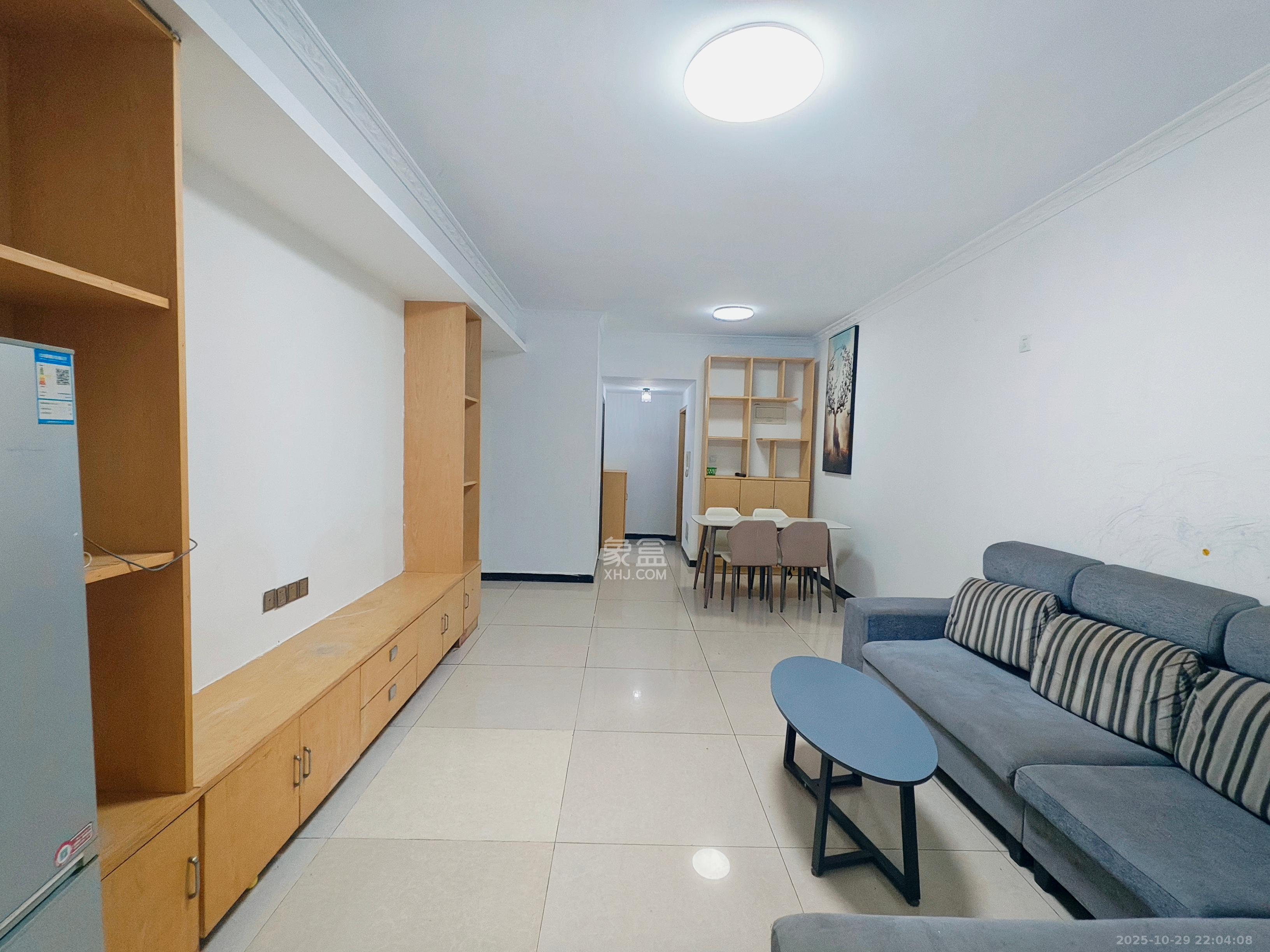 和馨园  2室2厅1卫    1800.0元/月室内图