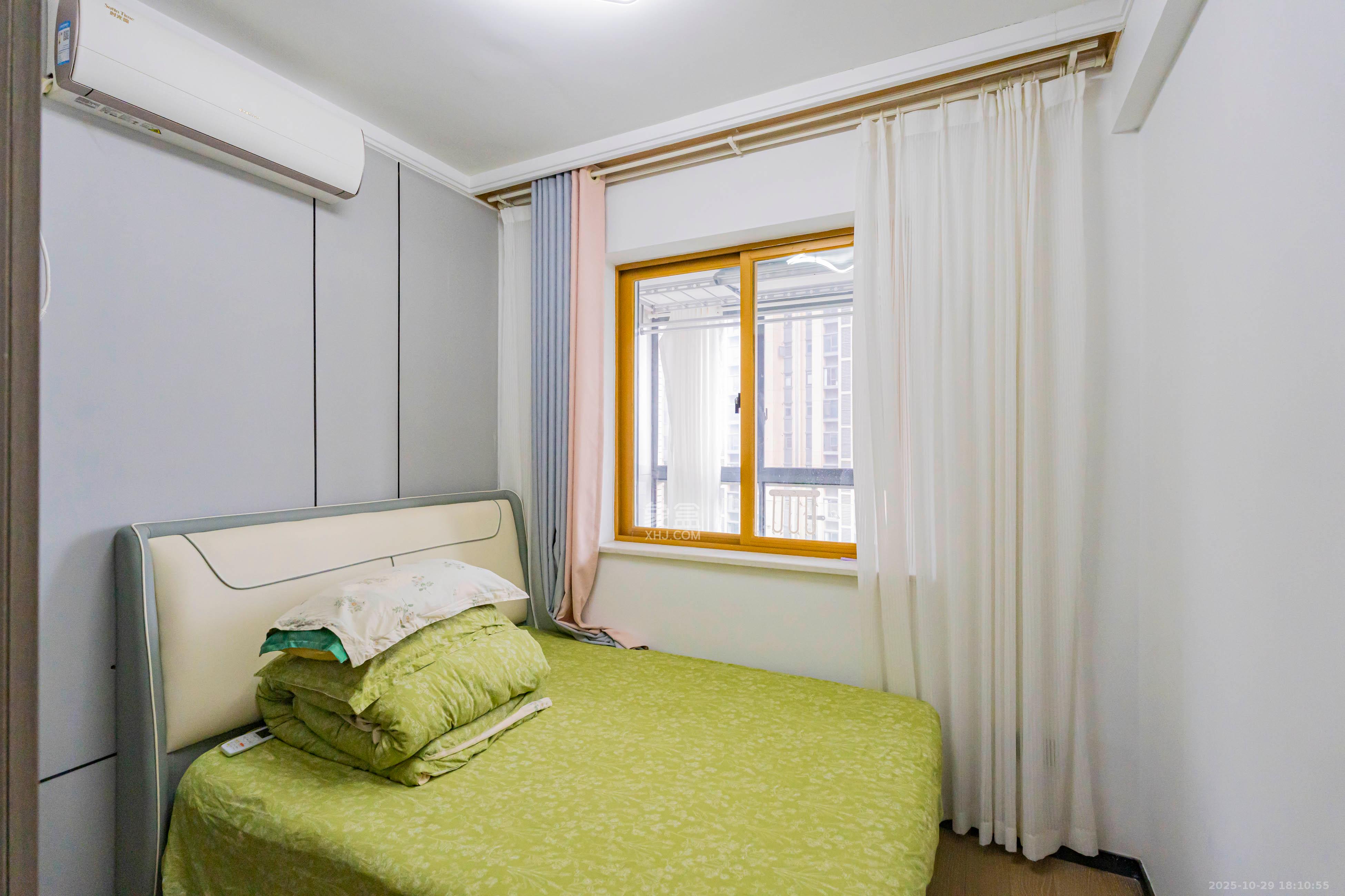 天健芙蓉盛世一期 3室2厅2卫 118.0万 天健芙蓉盛世一期 3室2厅2卫 118.0万卧室