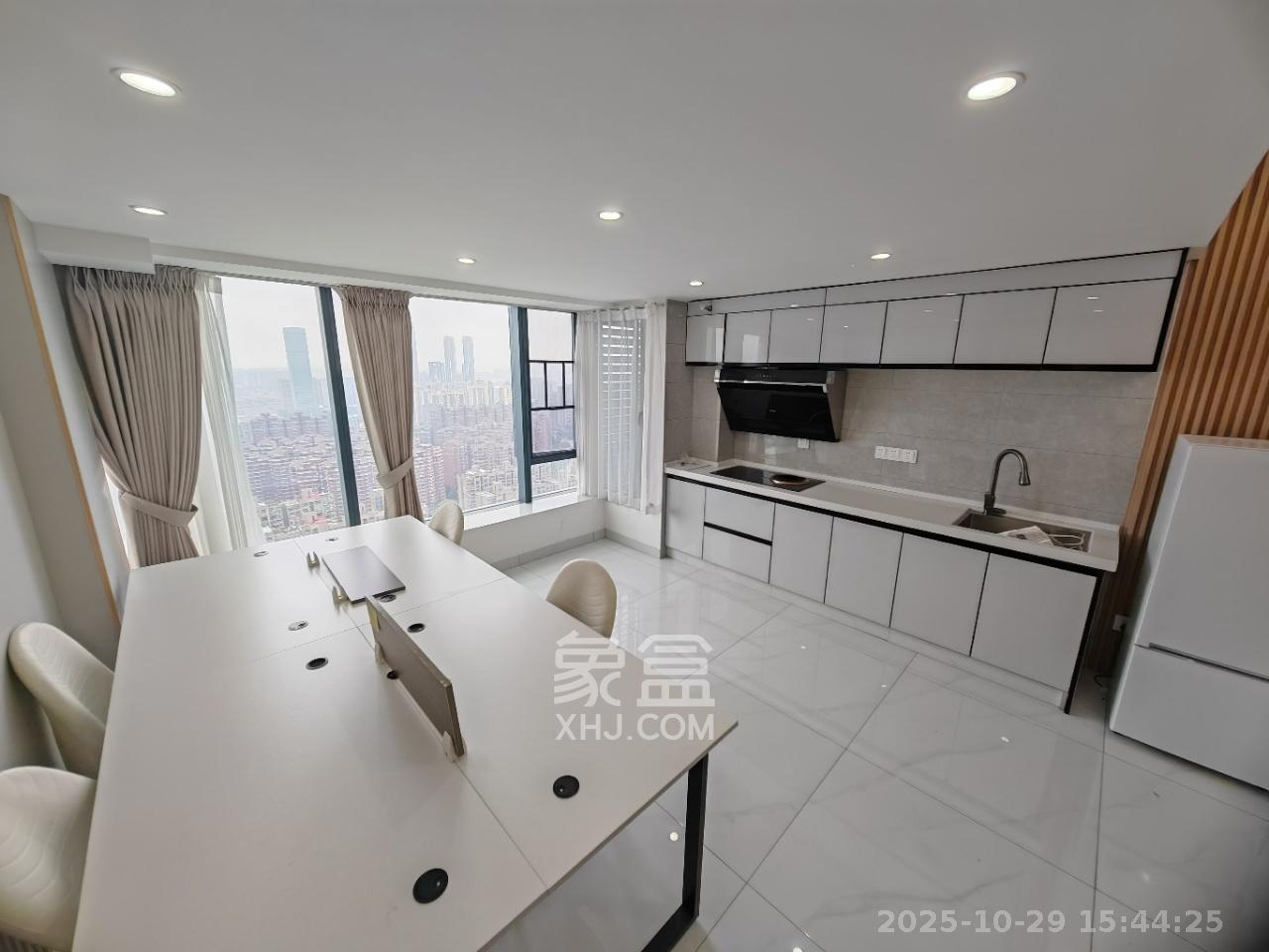 京武浪琴山三期（京武中心）  2室1厅1卫    3200.0元/月室内图