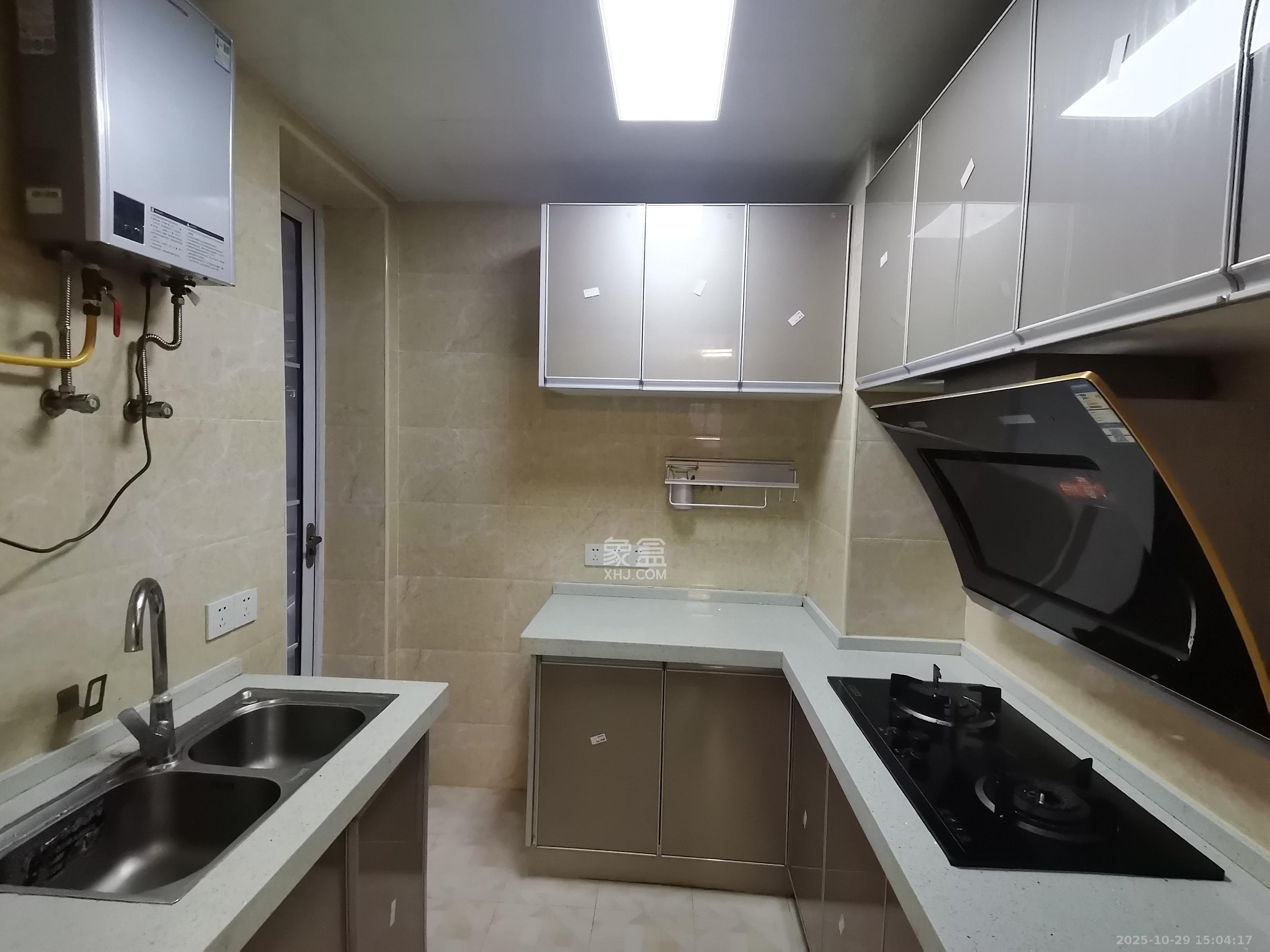 方略城市广场  3室2厅1卫    2000.0元/月室内图