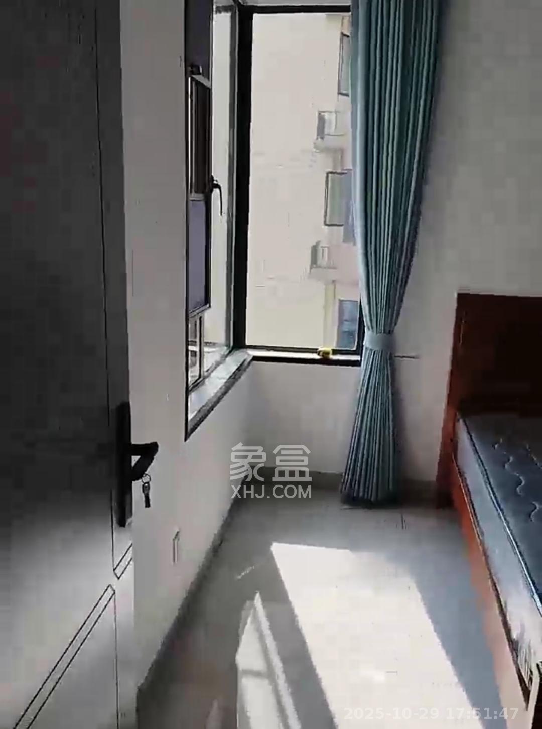 惟智园安置小区  2室2厅1卫    2000.0元/月 惟智园安置小区  2室2厅1卫    2000.0元/月室内图