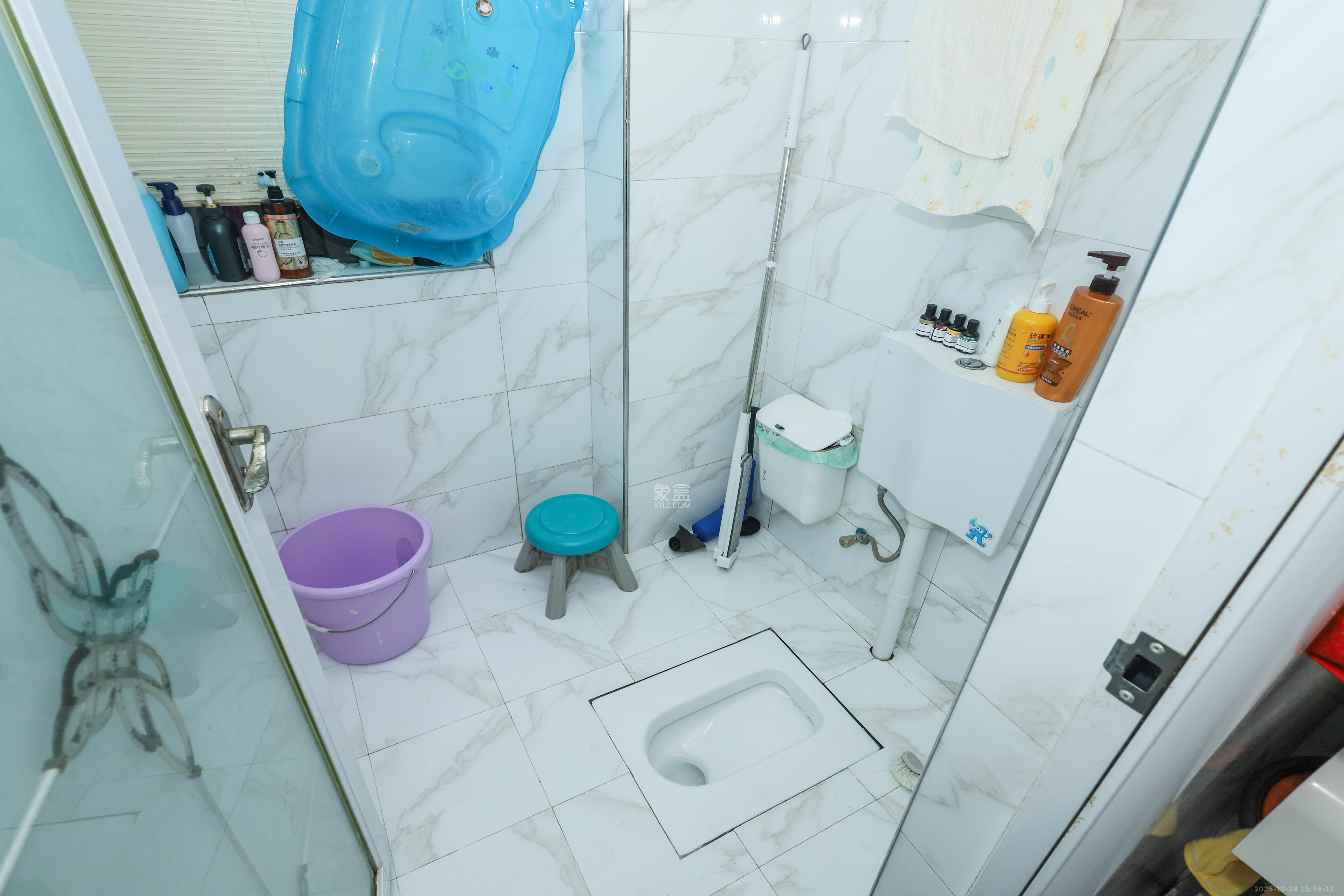 旭辉御府  3室2厅1卫    105.0万 旭辉御府  3室2厅1卫    105.0万卫生间