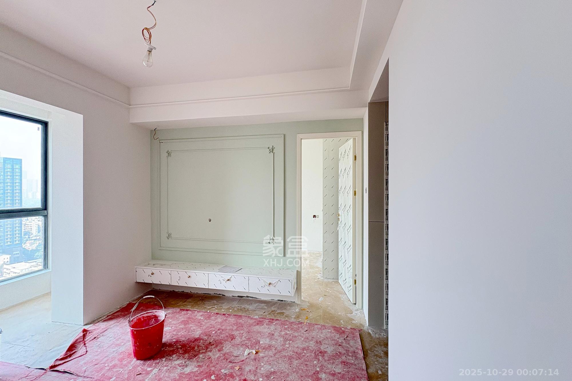 少帅府  2室1厅1卫    68.8万客厅