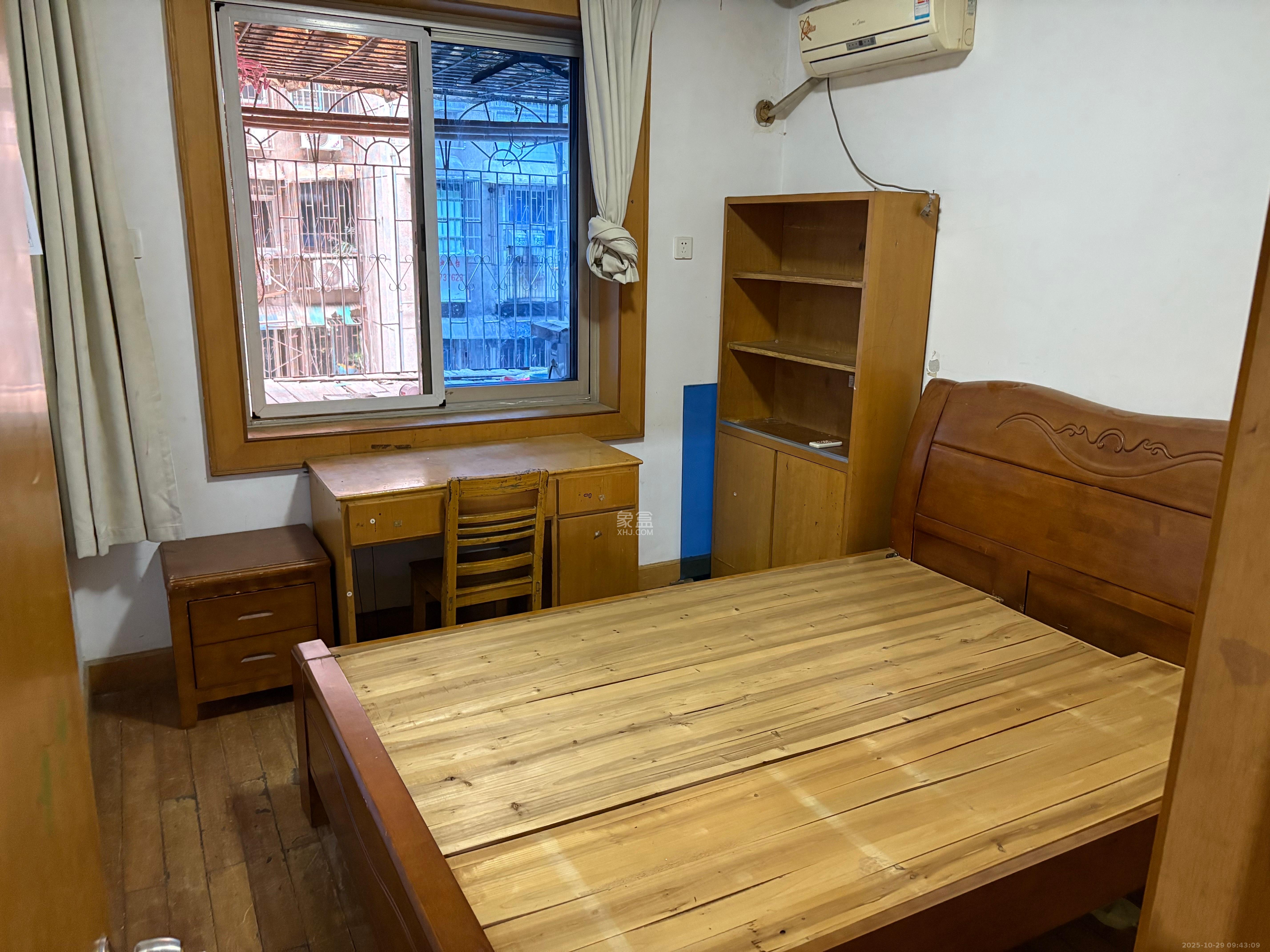 向韶村 2室1厅1卫 1500.0元/月 向韶村 2室1厅1卫 1500.0元/月室内图