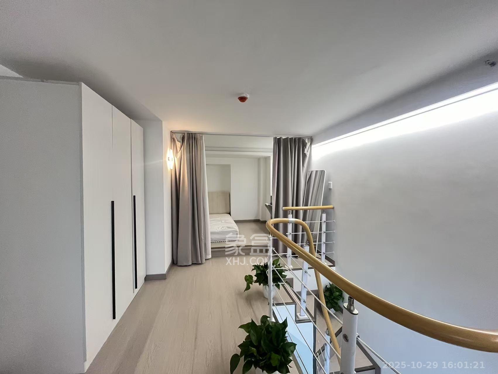 时代MOMA云PARK  2室1厅1卫    2200.0元/月 时代MOMA云PARK  2室1厅1卫    2200.0元/月室内图