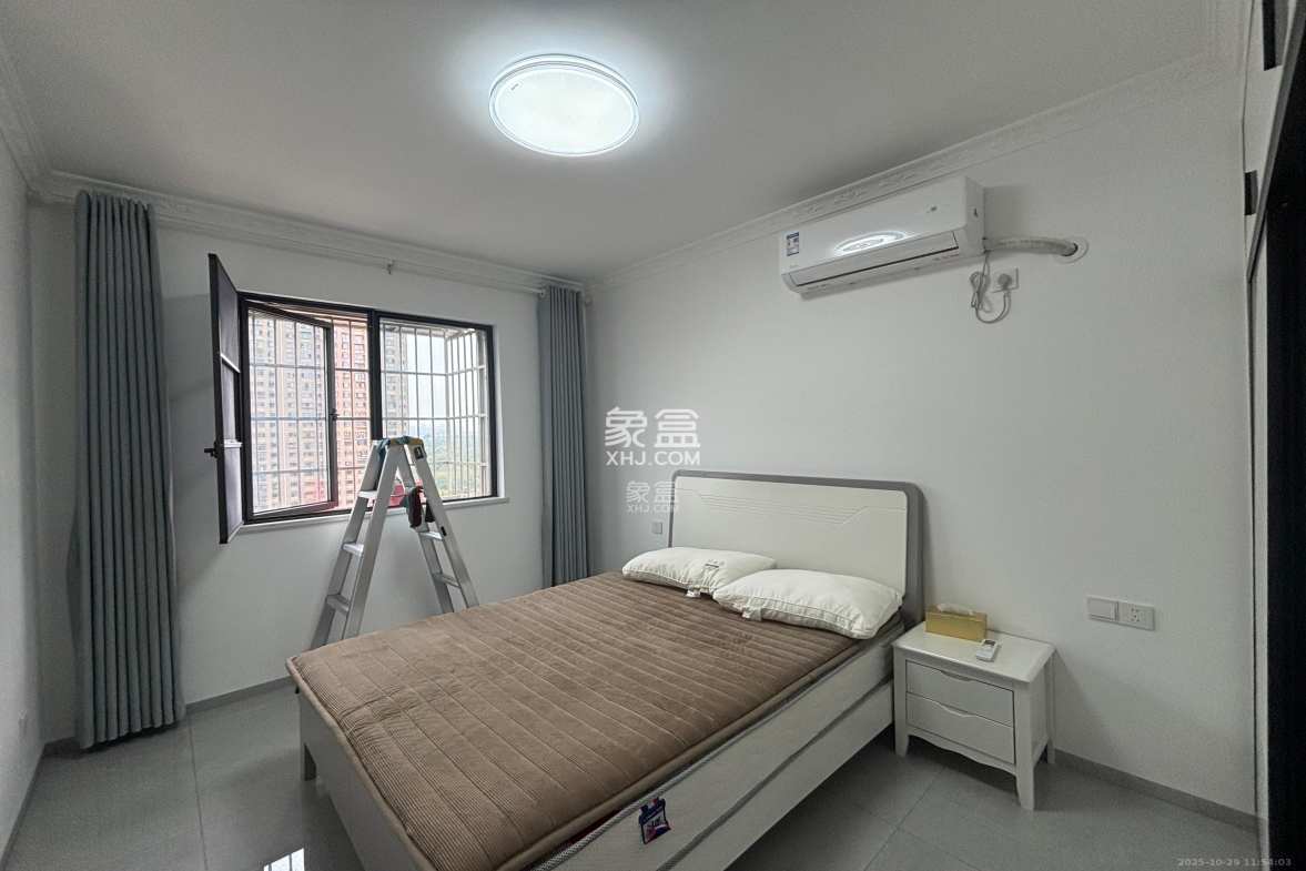 旭日嘉苑  3室2厅2卫    3400.0元/月 旭日嘉苑  3室2厅2卫    3400.0元/月室内图