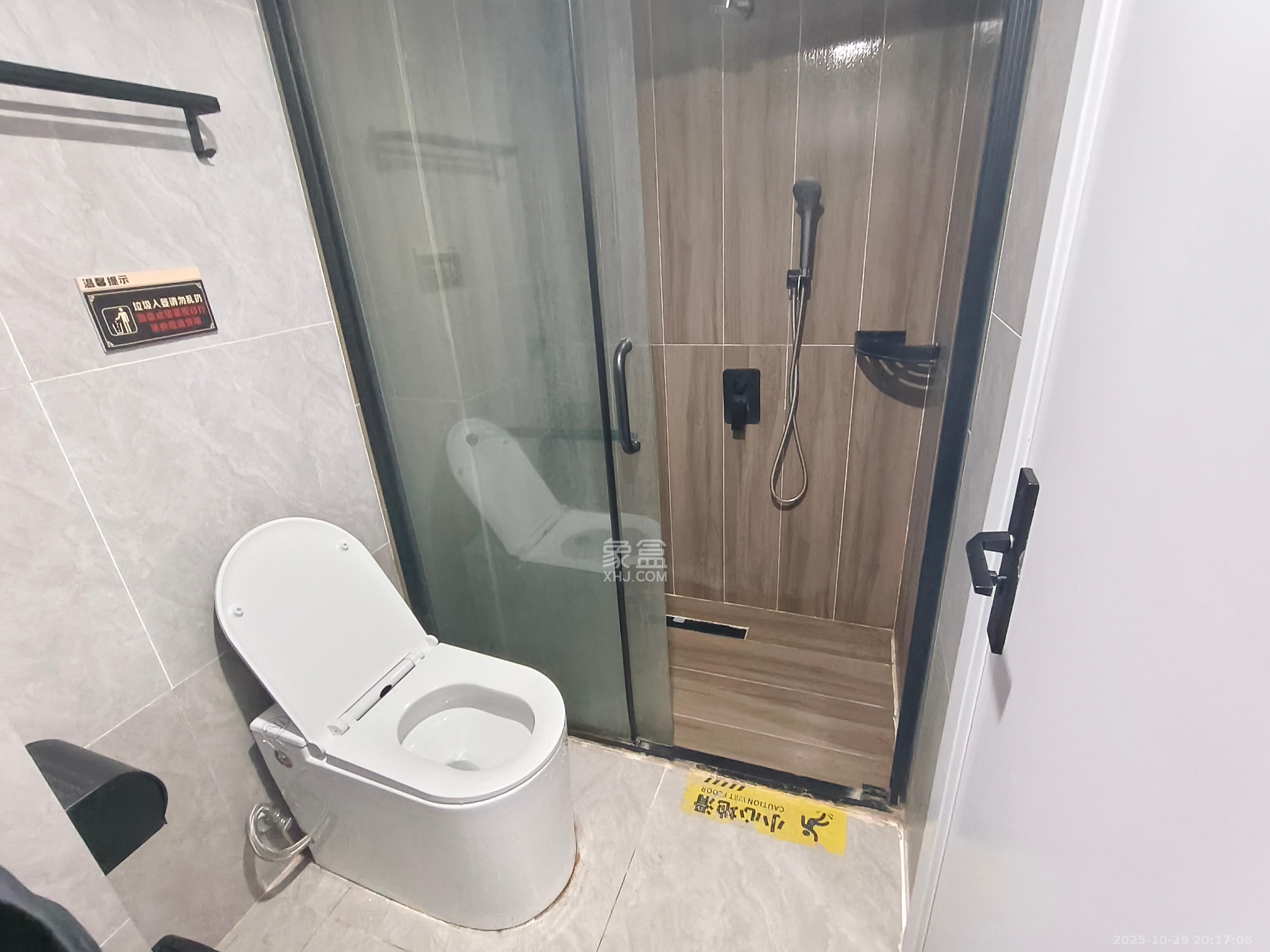 印象天心  1室1厅1卫    2200.0元/月室内图