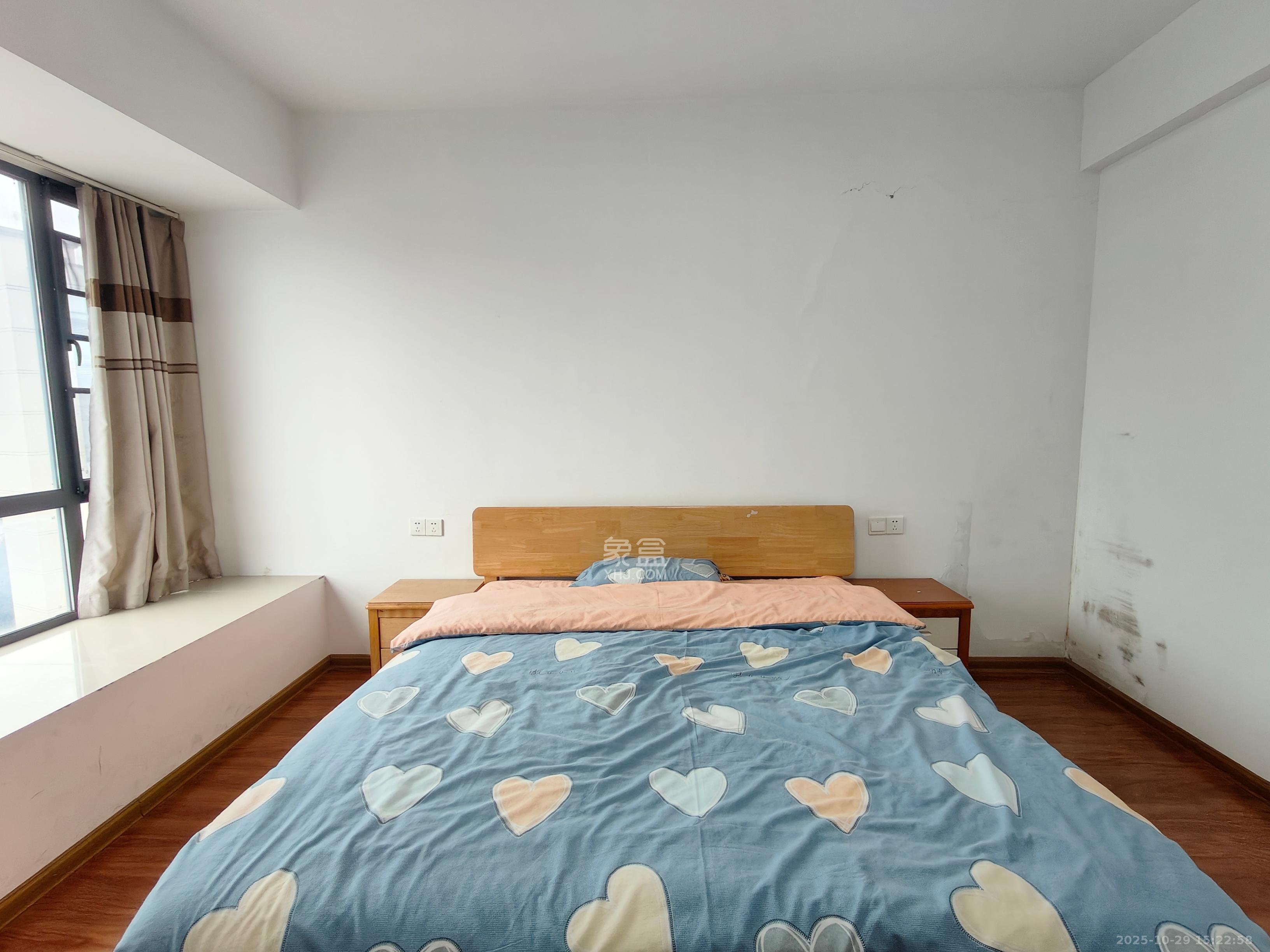 盛世耀凯  3室2厅2卫    2600.0元/月室内图