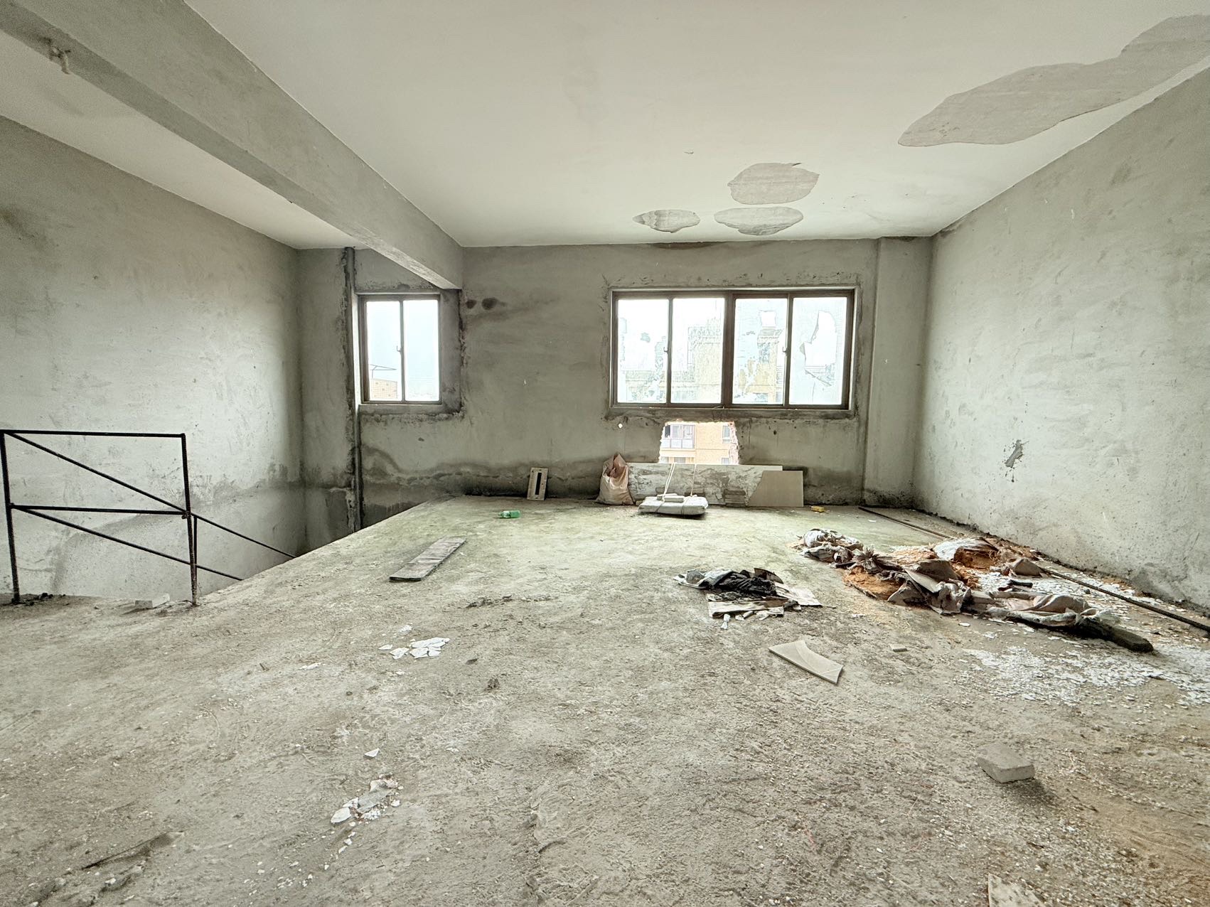 海岛国际名城 3室2厅2卫 330.0万 海岛国际名城 3室2厅2卫 330.0万客厅