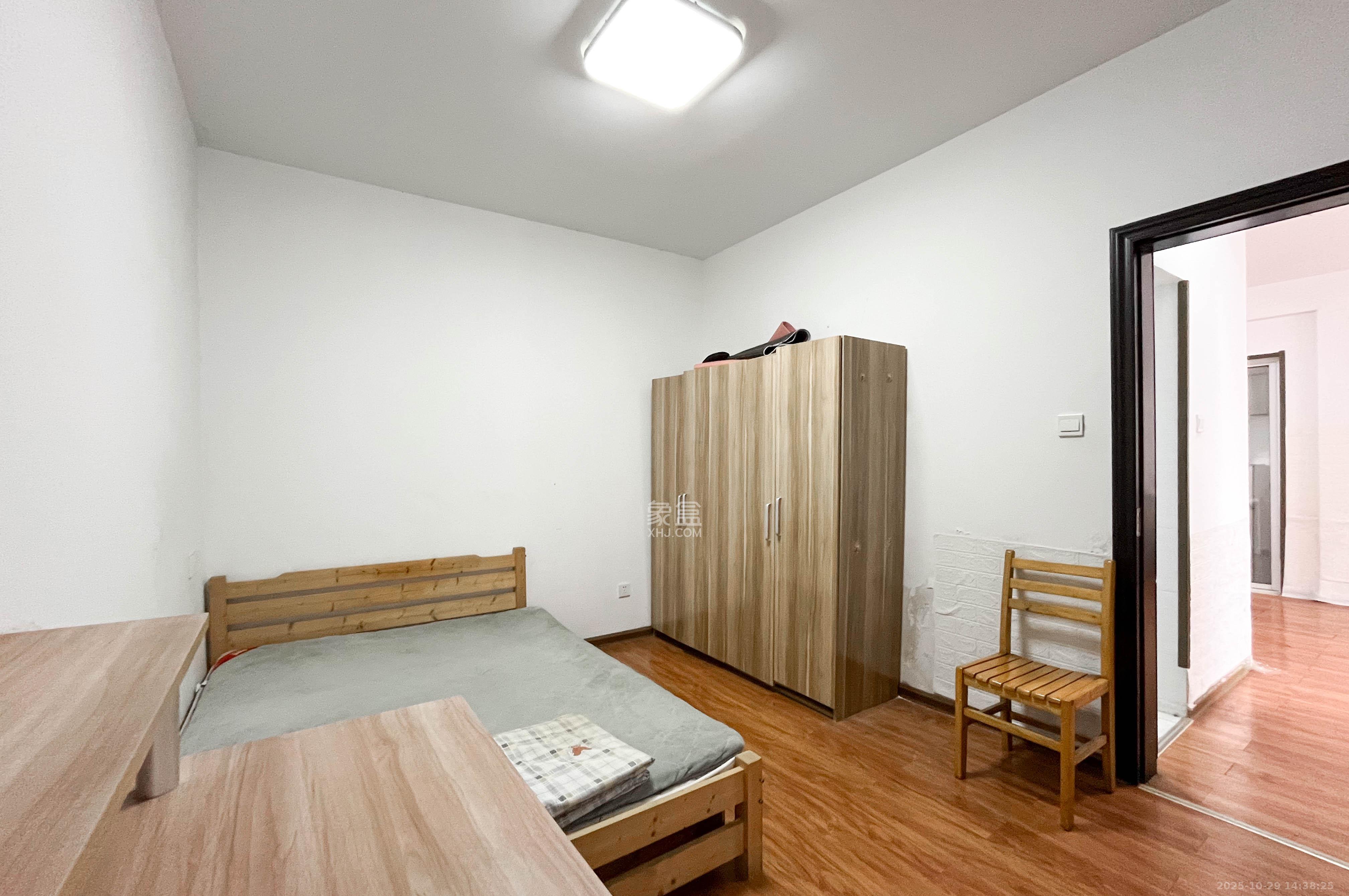 望兴景园二期(望兴西西里)  2室2厅1卫    68.0万 望兴景园二期(望兴西西里)  2室2厅1卫    68.0万其他