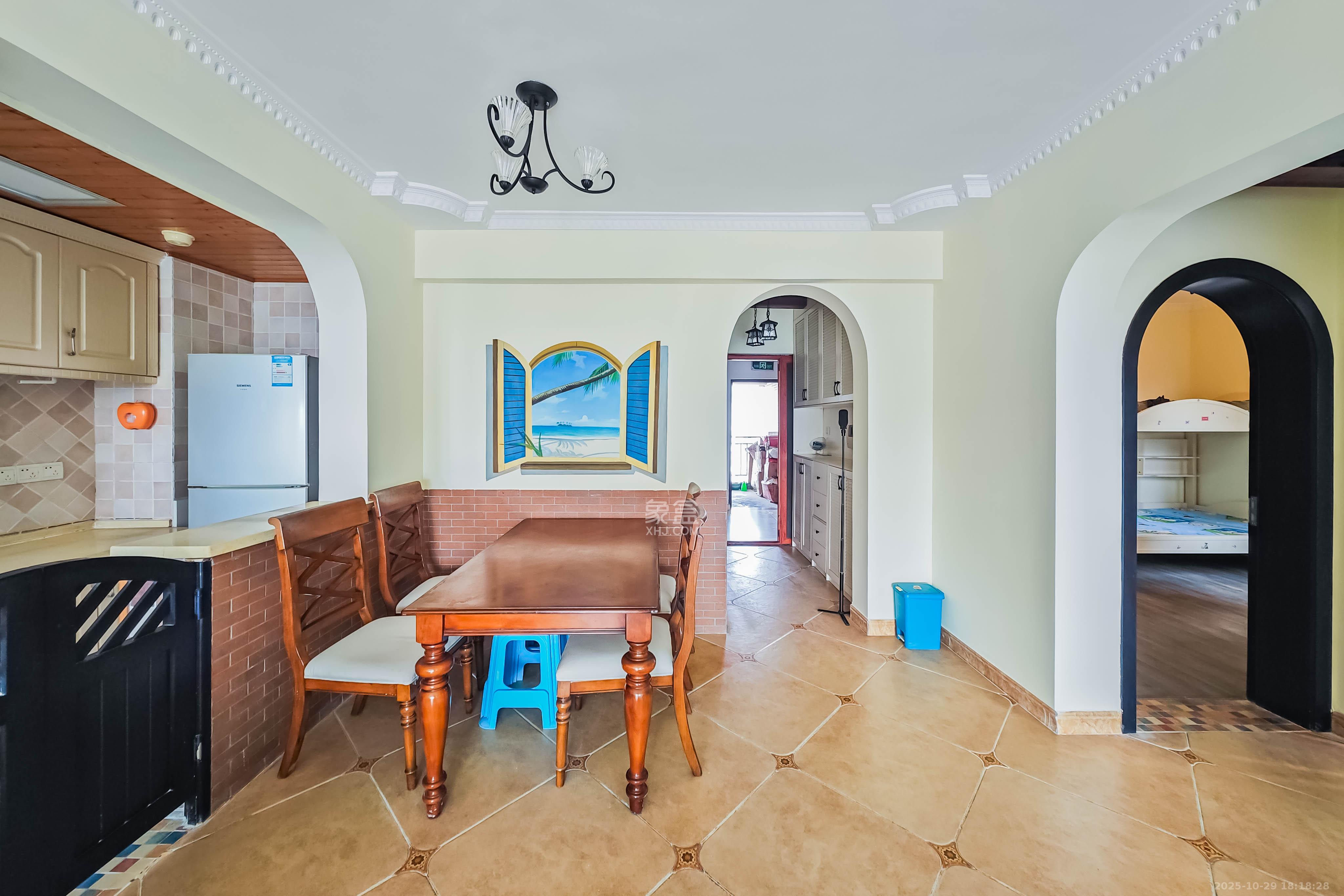 融科东南海  2室1厅1卫    79.0万客厅