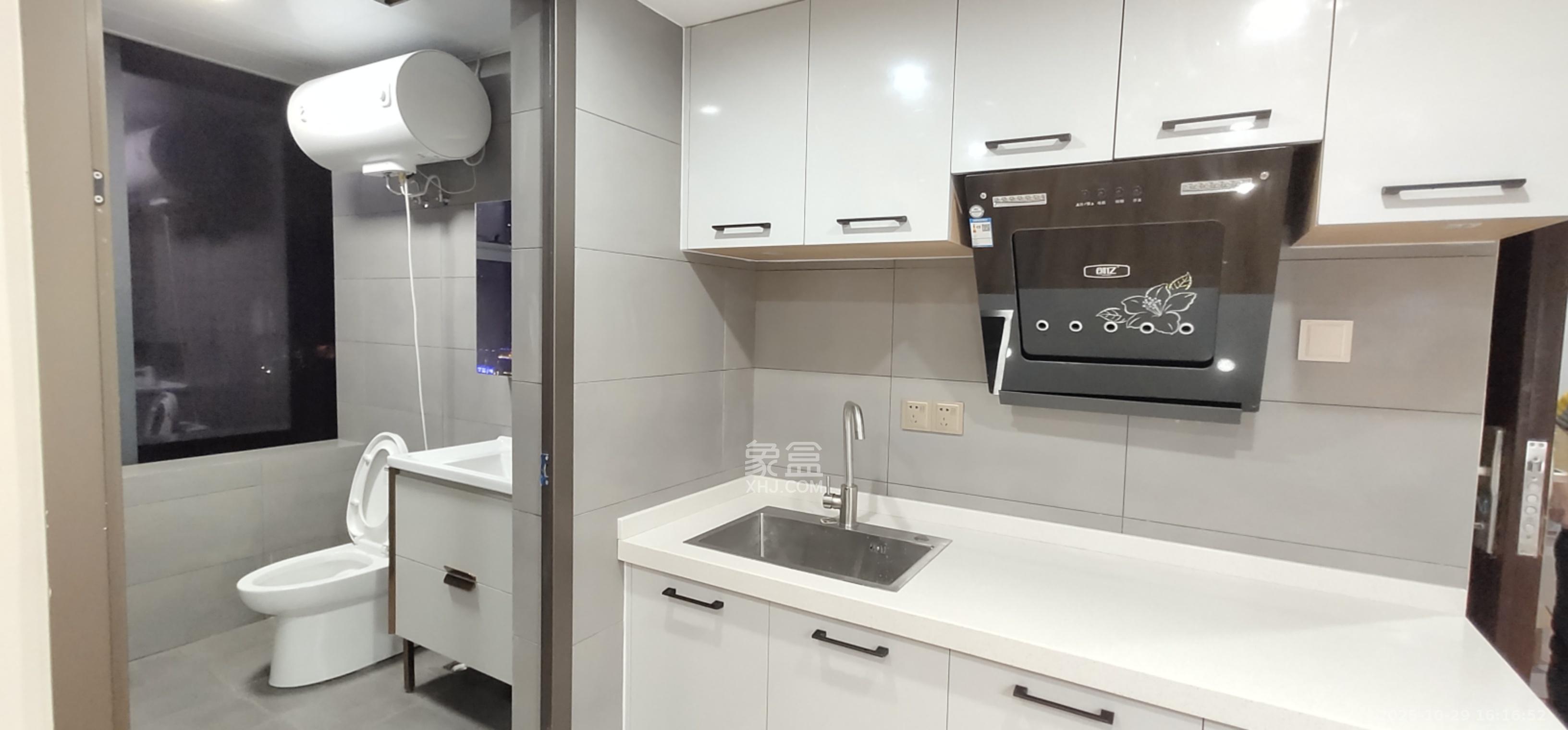 裕天国际商汇中心 1室1厅1卫 1500.0元/月 裕天国际商汇中心 1室1厅1卫 1500.0元/月室内图